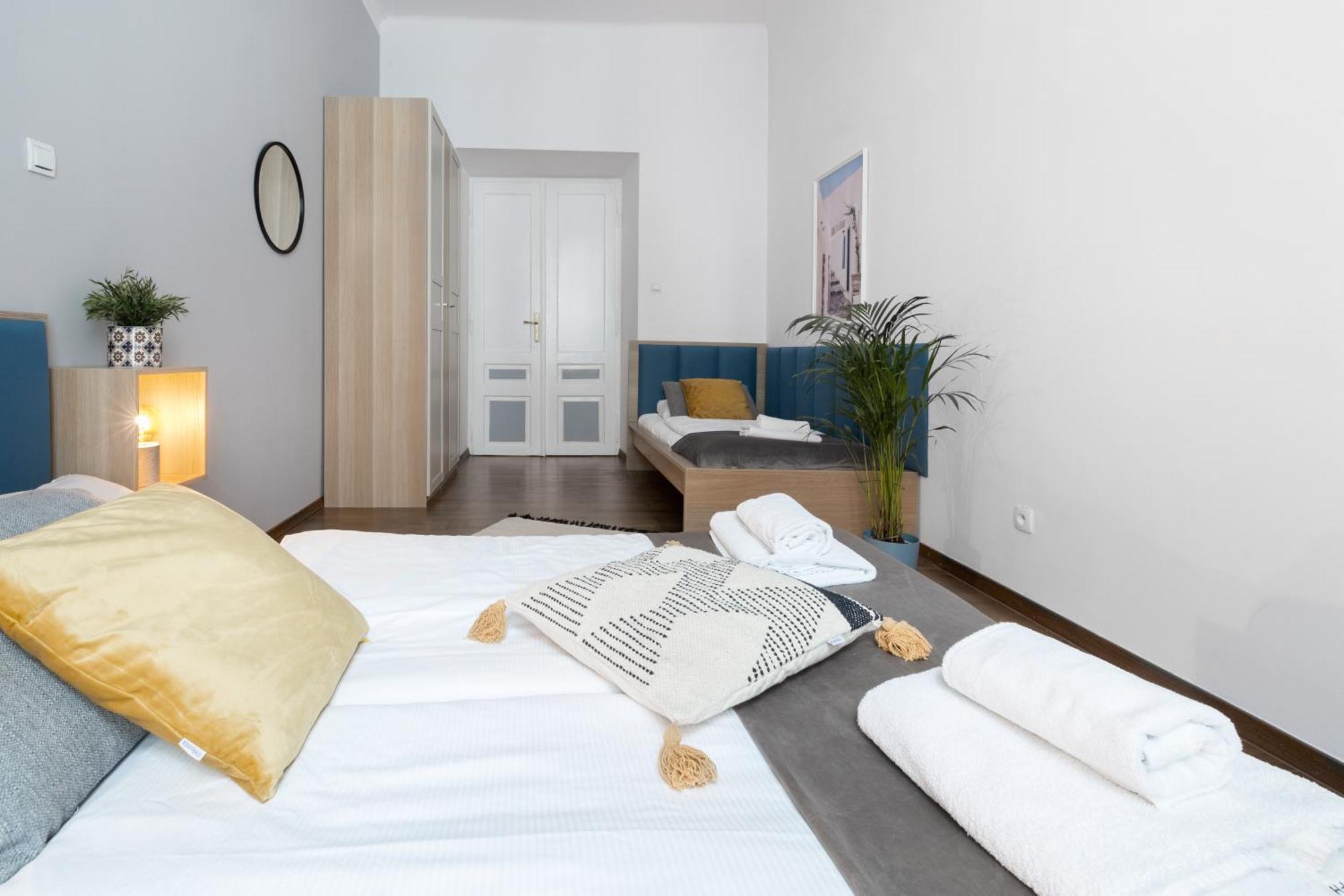 Apartment Staszica 7 *