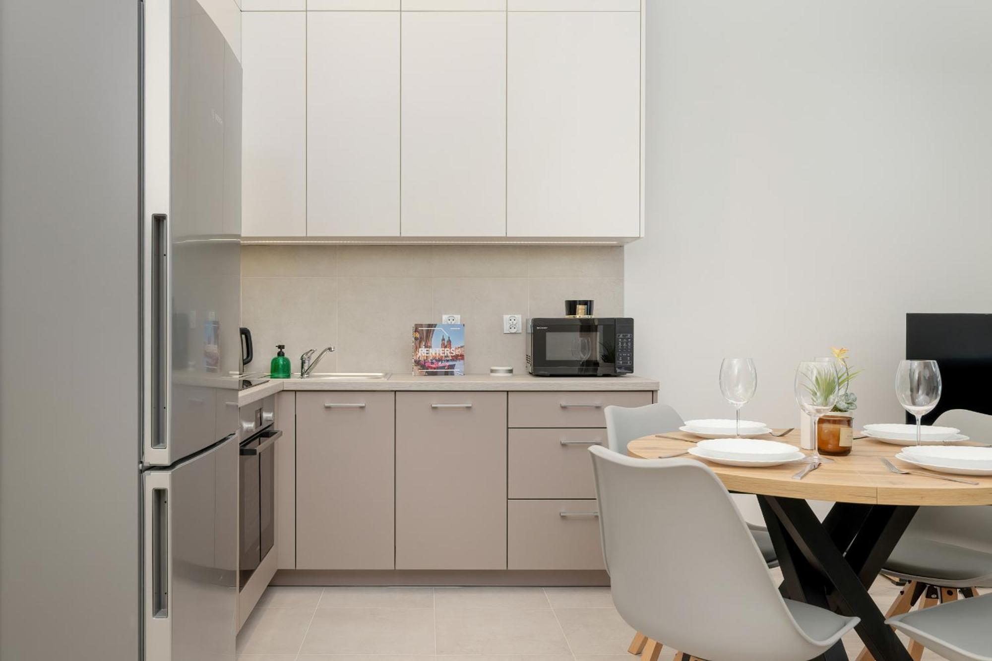 Luxury Near The Center Of Cracow By Renters Prestige *