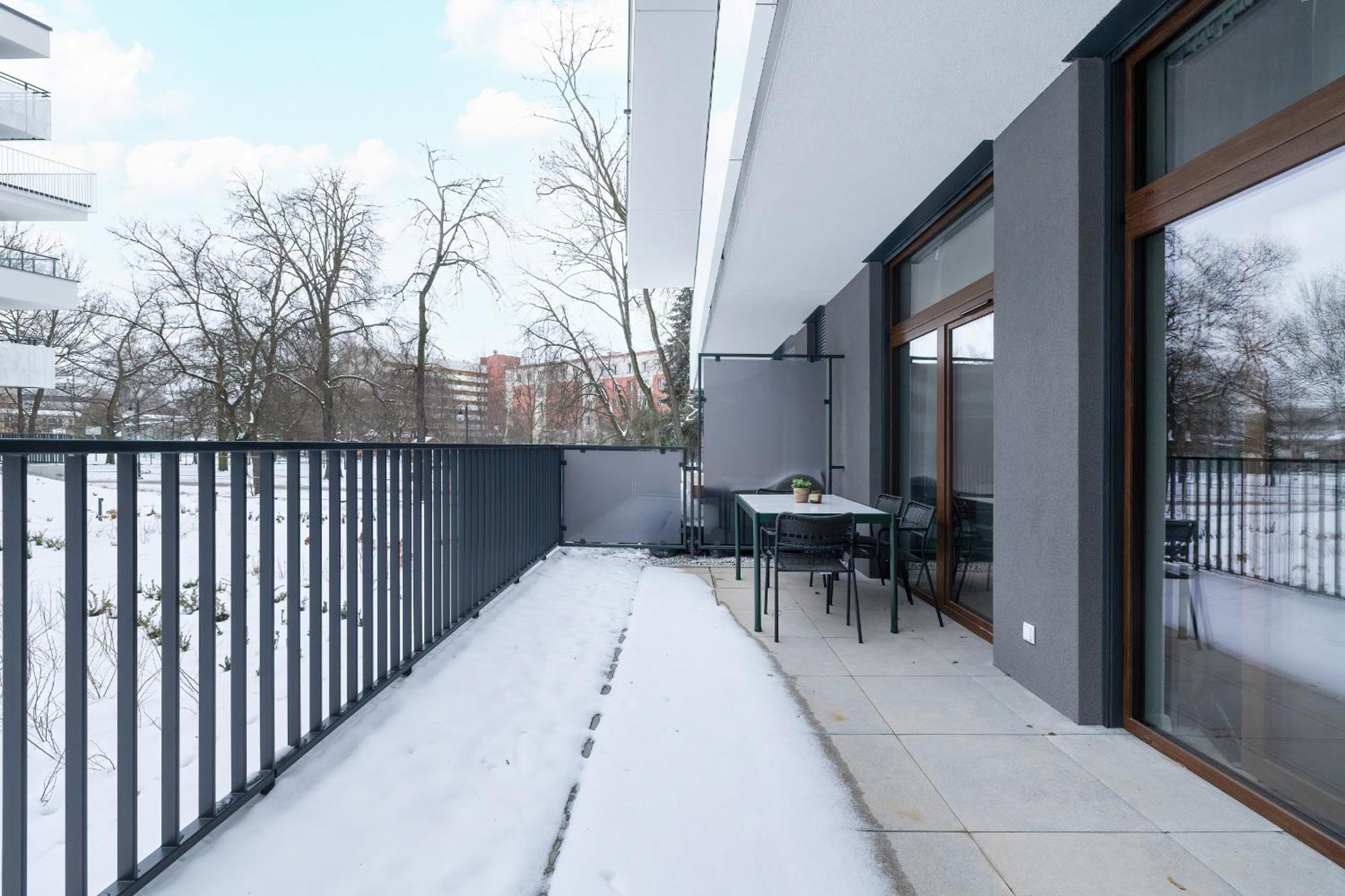 Luxury Near The Center Of Cracow By Renters Prestige