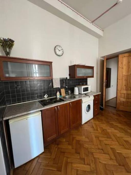 Apartment Plac Szczepanski / Old Town *