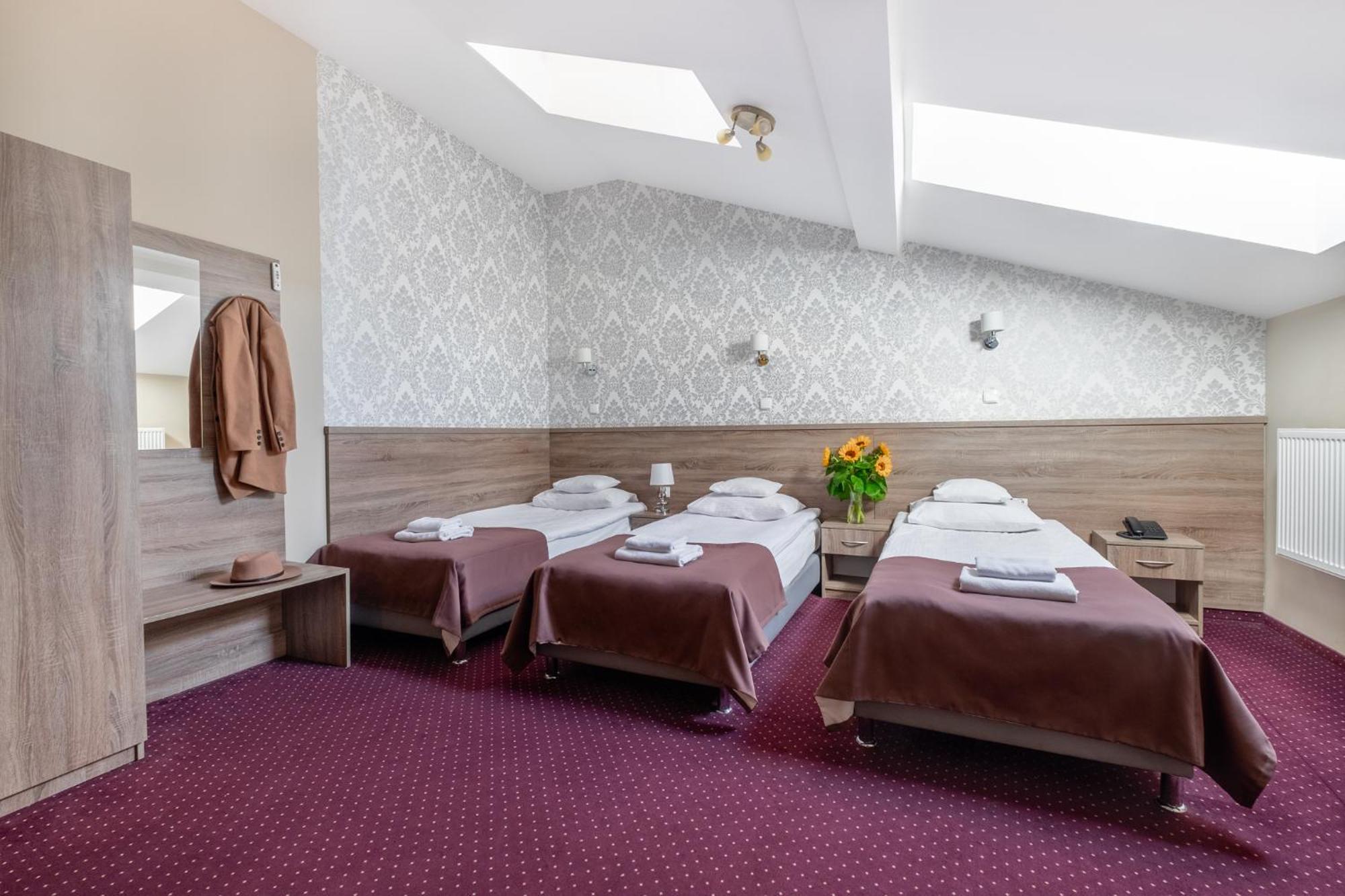 Hotel Maximum 3*