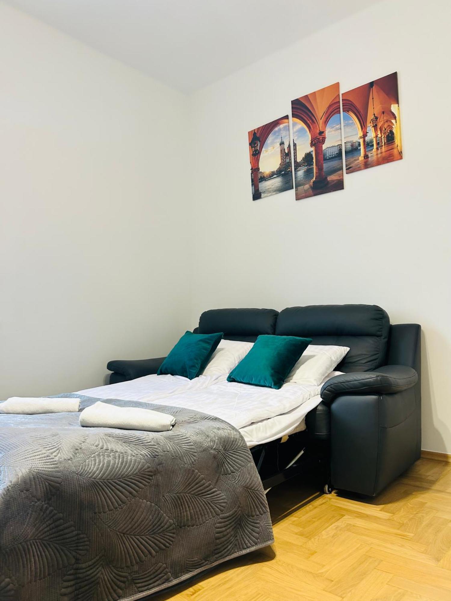 Apartment Selected By Market Square