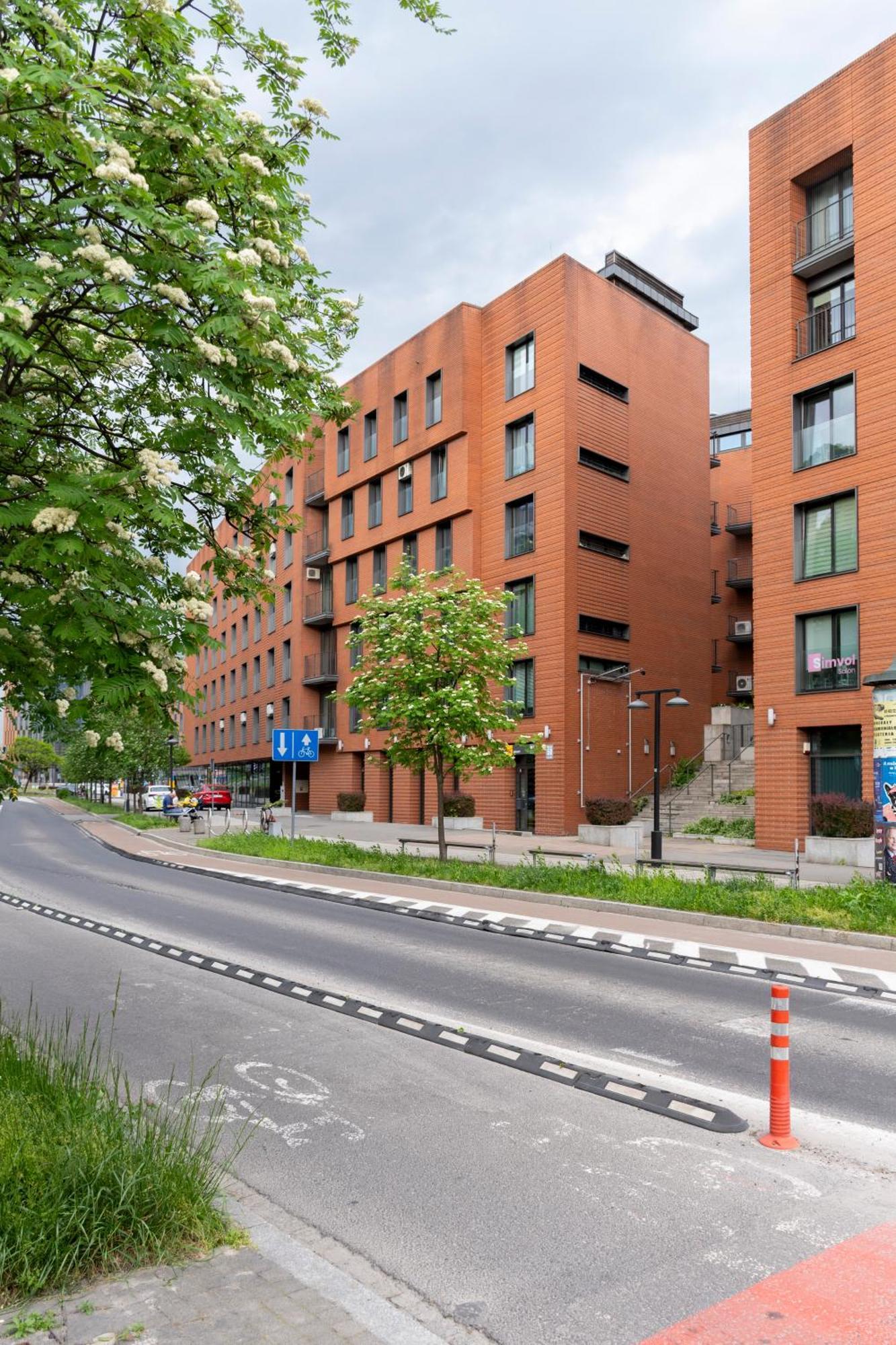 Glowny - Parking, Workspace - By Rentujemy Apartment Krakow