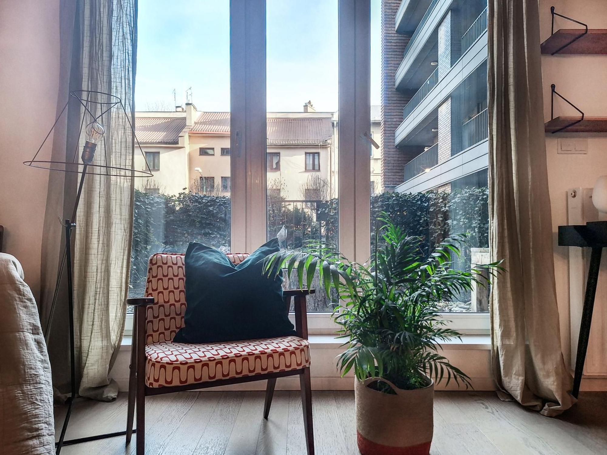 1-bedroom With Private Garden, Old Town