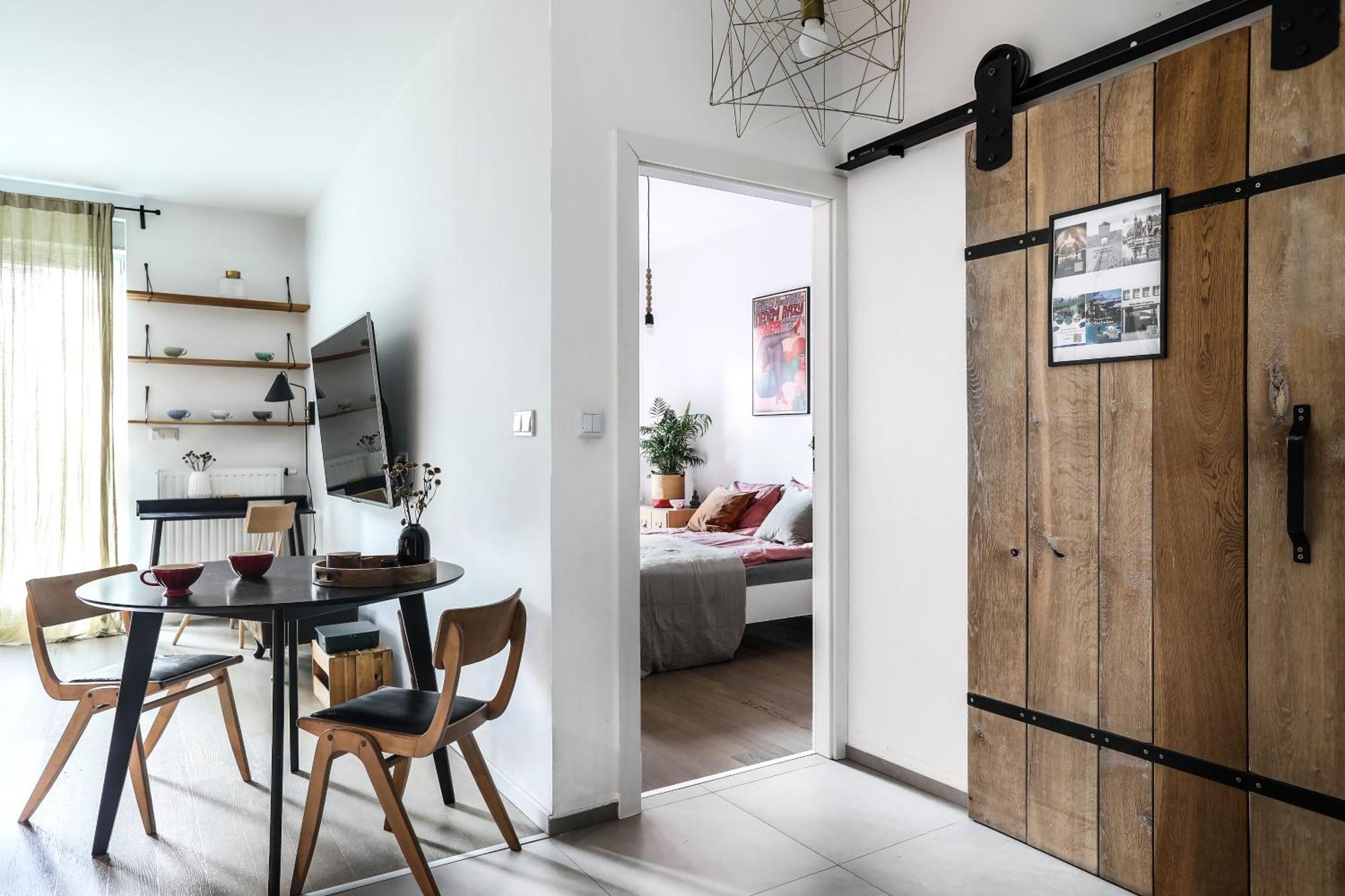 1-bedroom With Private Garden, Old Town Kraków