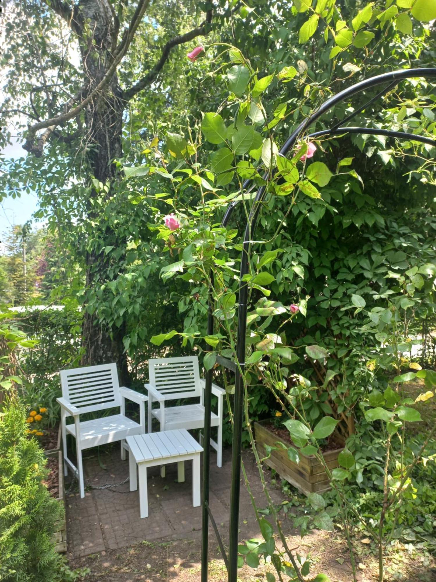 Greenthumb Praska Apartment *