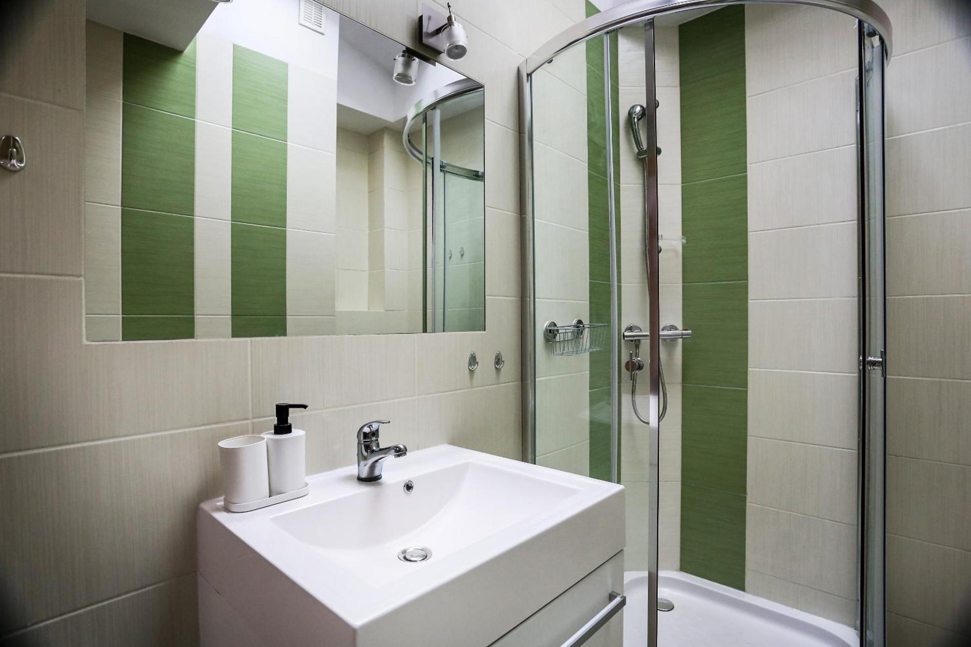 Appartement Fully-furnished With Air Conditioning For Families, Cracow Old Town Krakau
