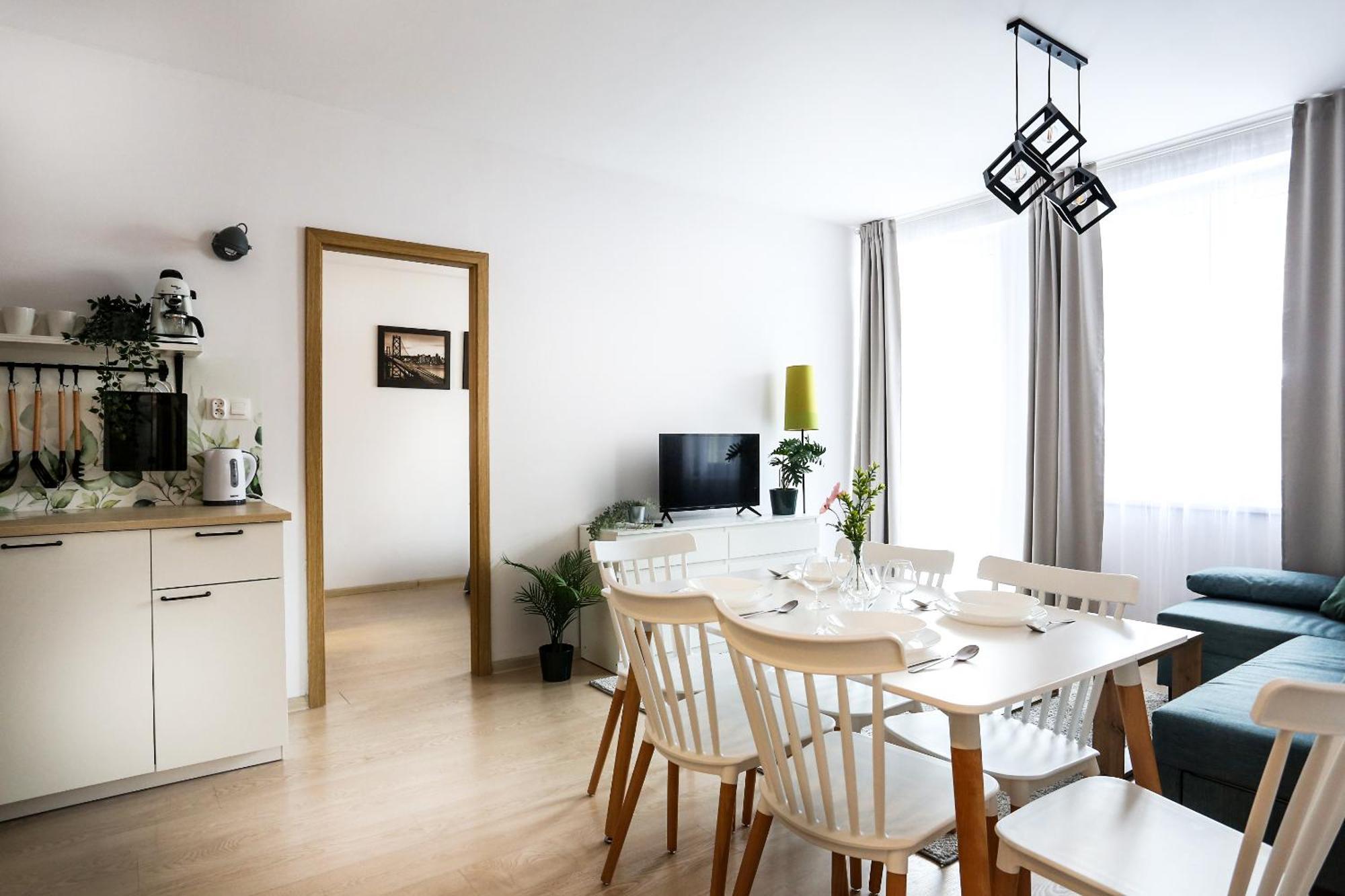 Fully-furnished With Air Conditioning For Families, Cracow Old Town Appartement