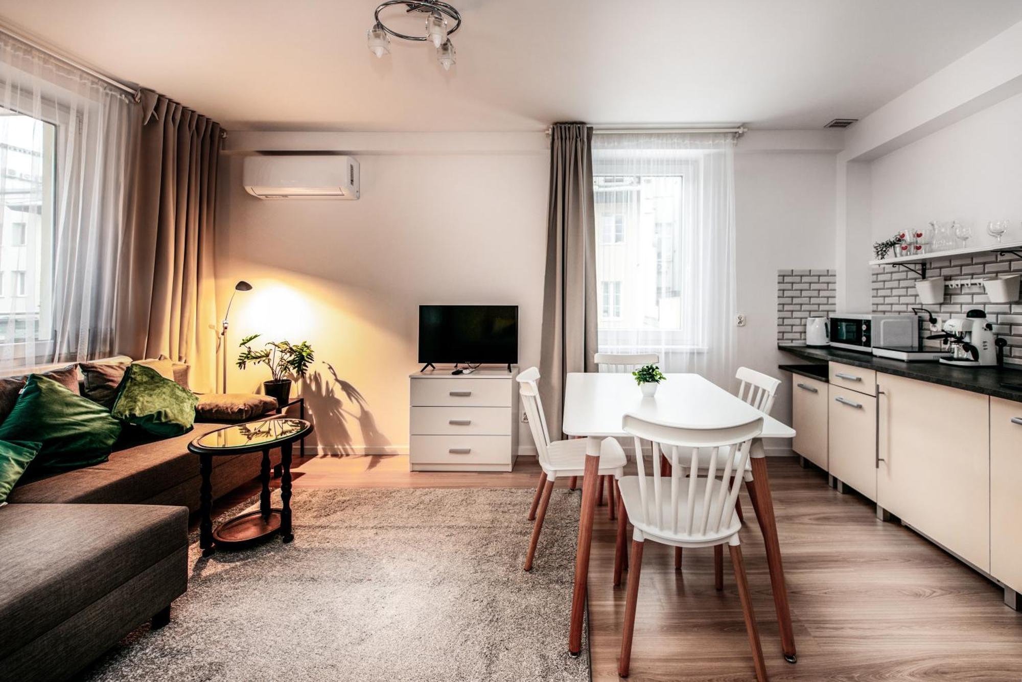 Appartement Fully-furnished With Air Conditioning For Families, Cracow Old Town *