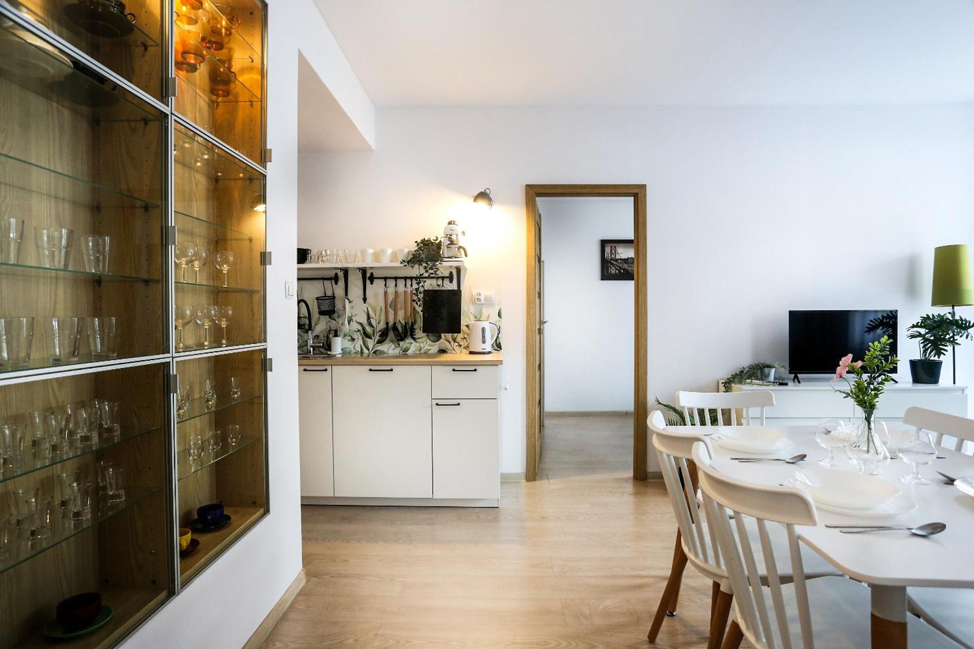 Appartement Fully-furnished With Air Conditioning For Families, Cracow Old Town