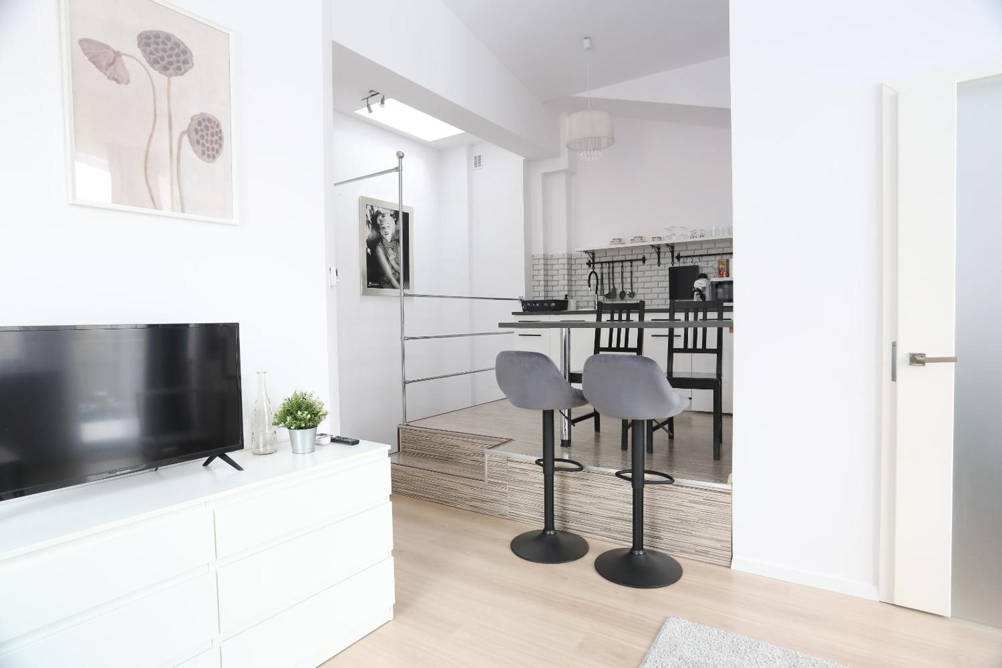 Appartement Fully-furnished With Air Conditioning For Families, Cracow Old Town *