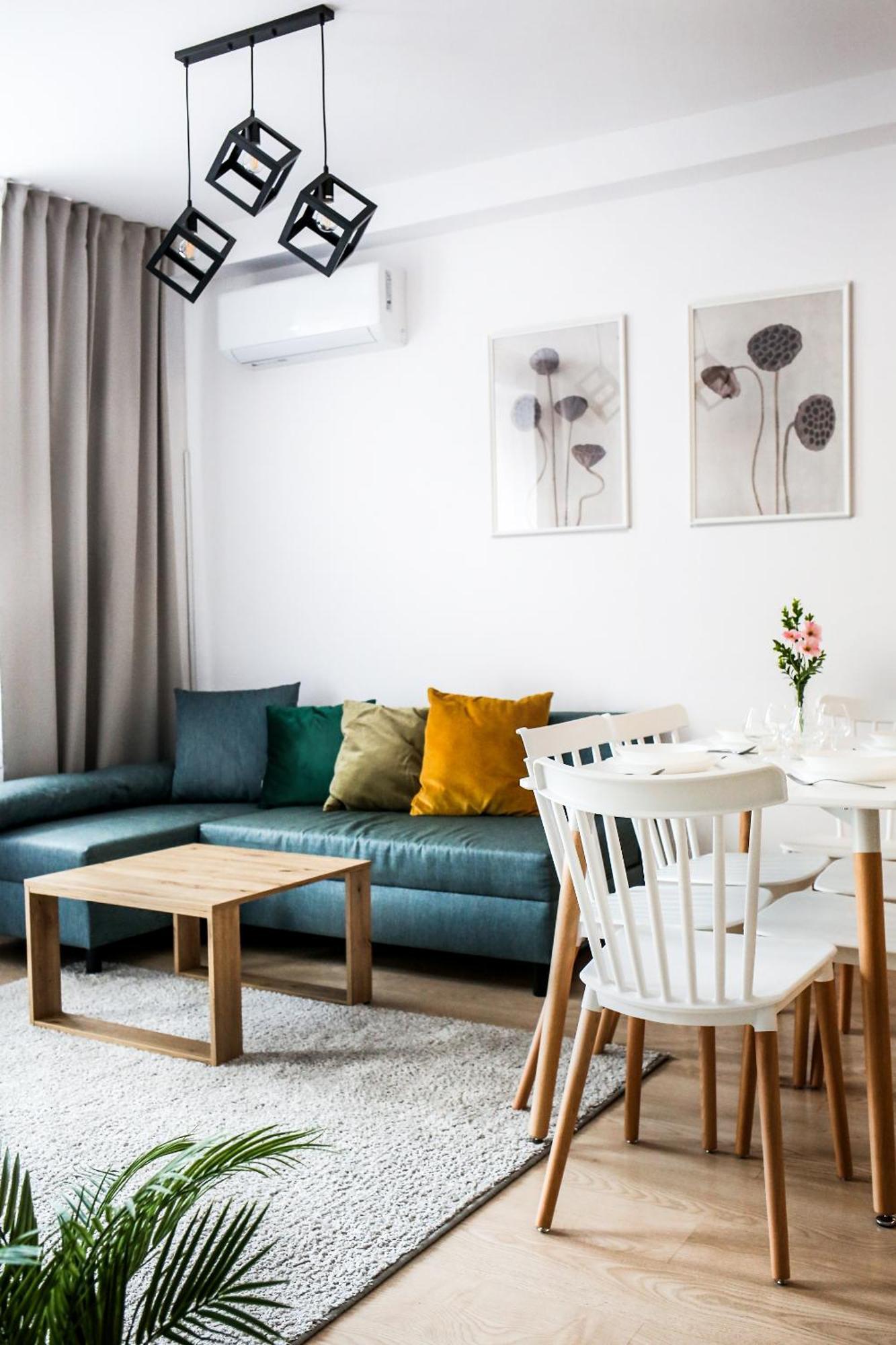 Appartement Fully-furnished With Air Conditioning For Families, Cracow Old Town