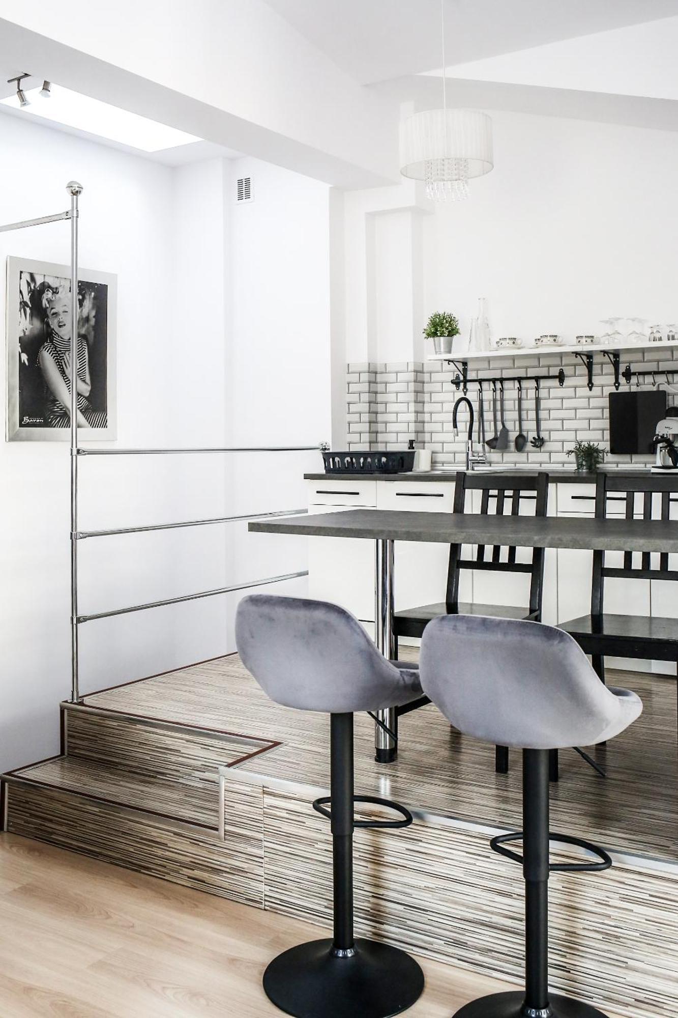 Fully-furnished With Air Conditioning For Families, Cracow Old Town Krakau