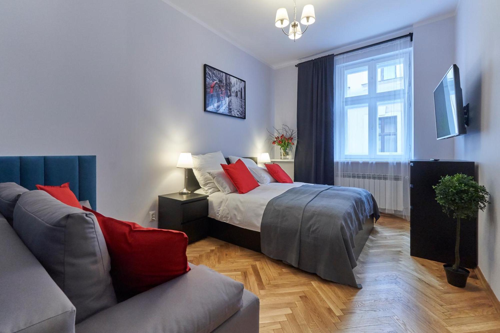 Pollera 3* Krakow