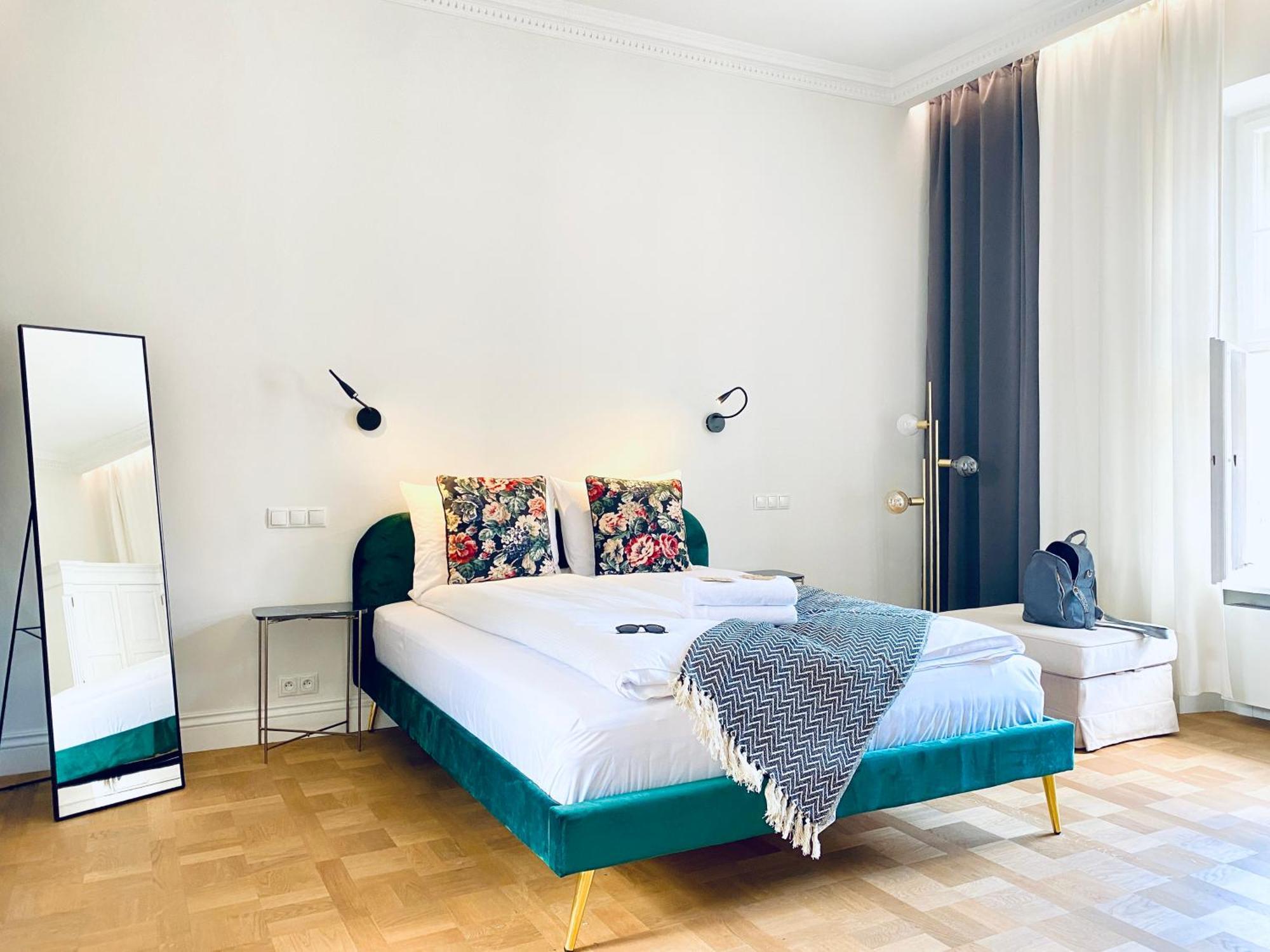 Mint Luxury At The Main Square Krakow