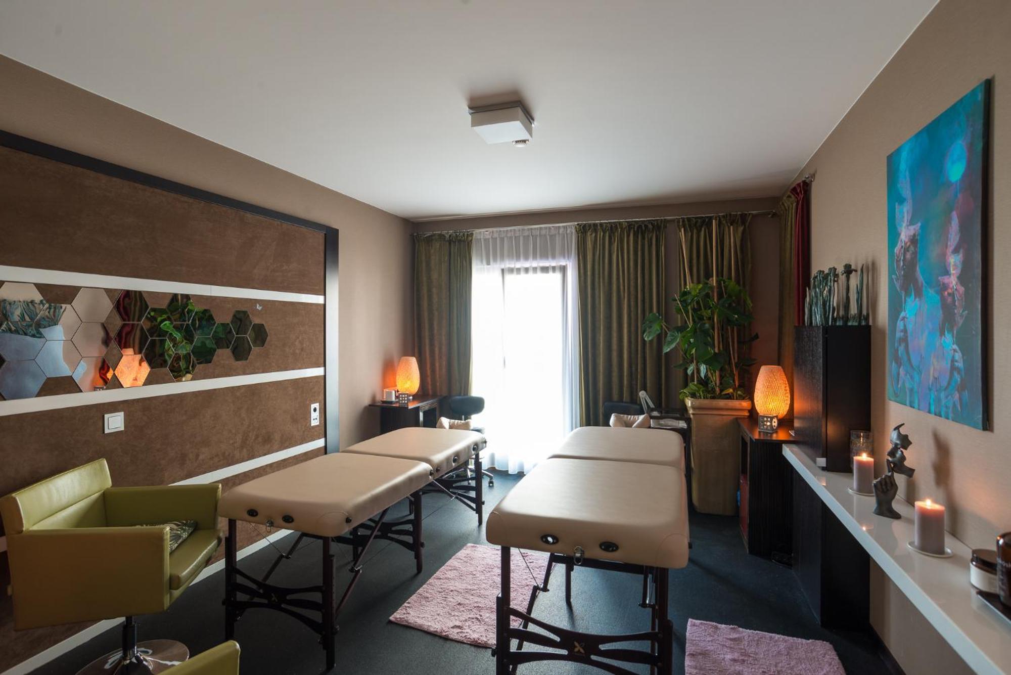 Hotel Niebieski Art & Spa 5*