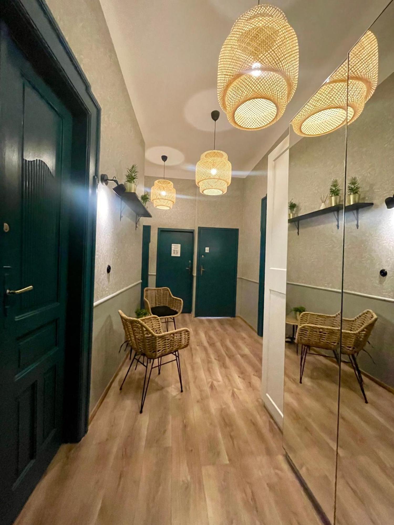 Aparthotel Roller