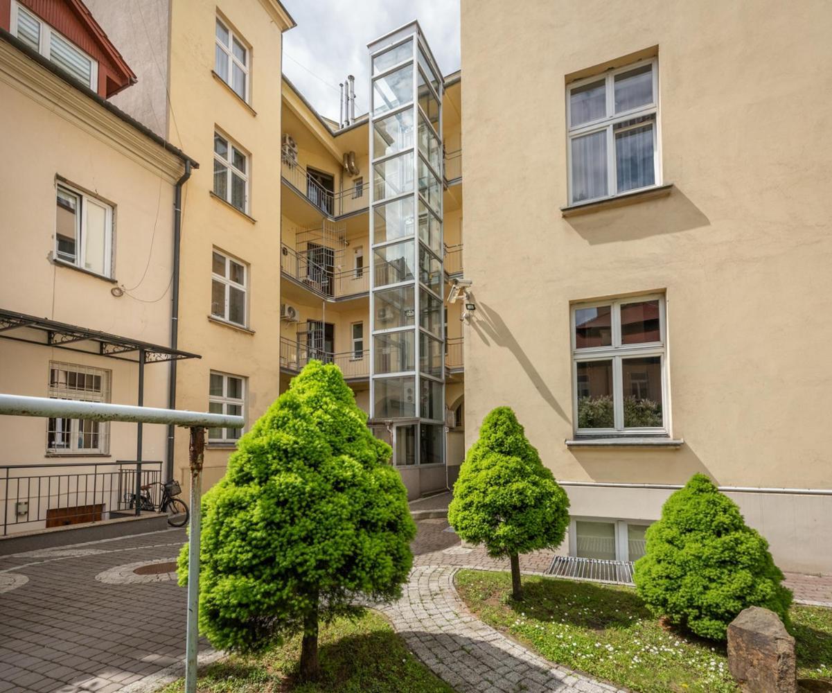 St Florian Apartment *