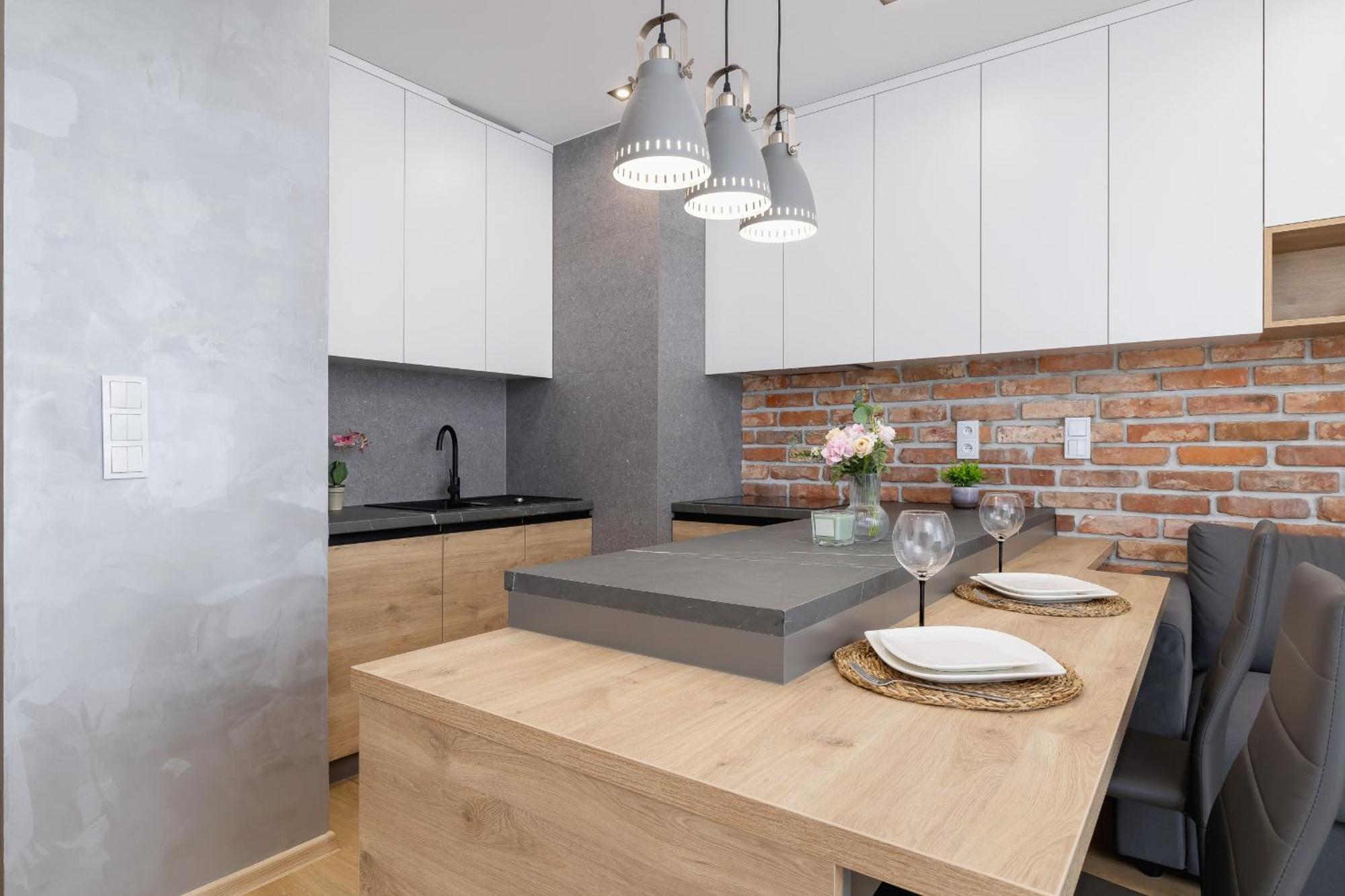 Apartment Mogilska With Parking Near Tauron Arena By Renters Krakow