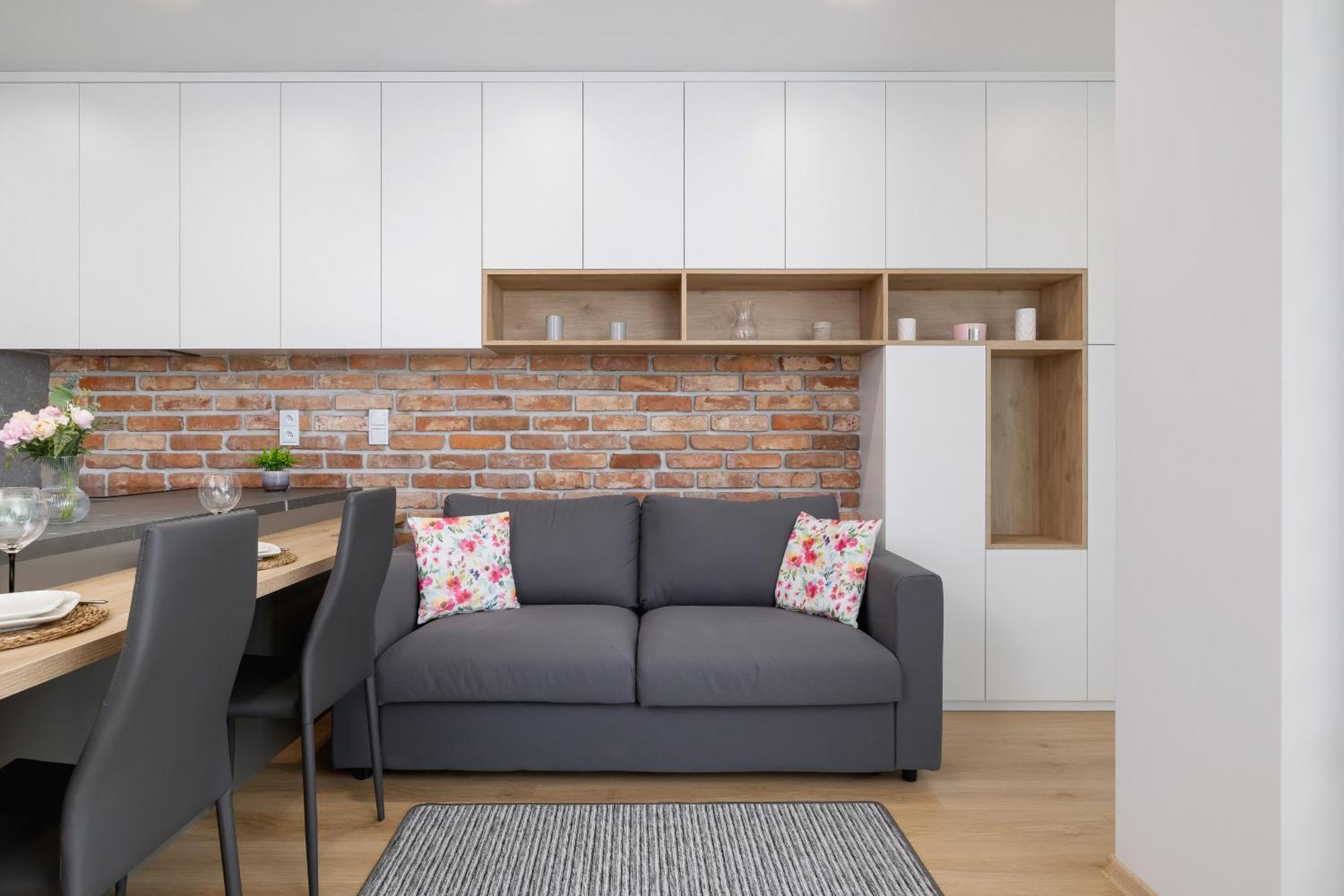 Mogilska With Parking Near Tauron Arena By Renters * Krakow