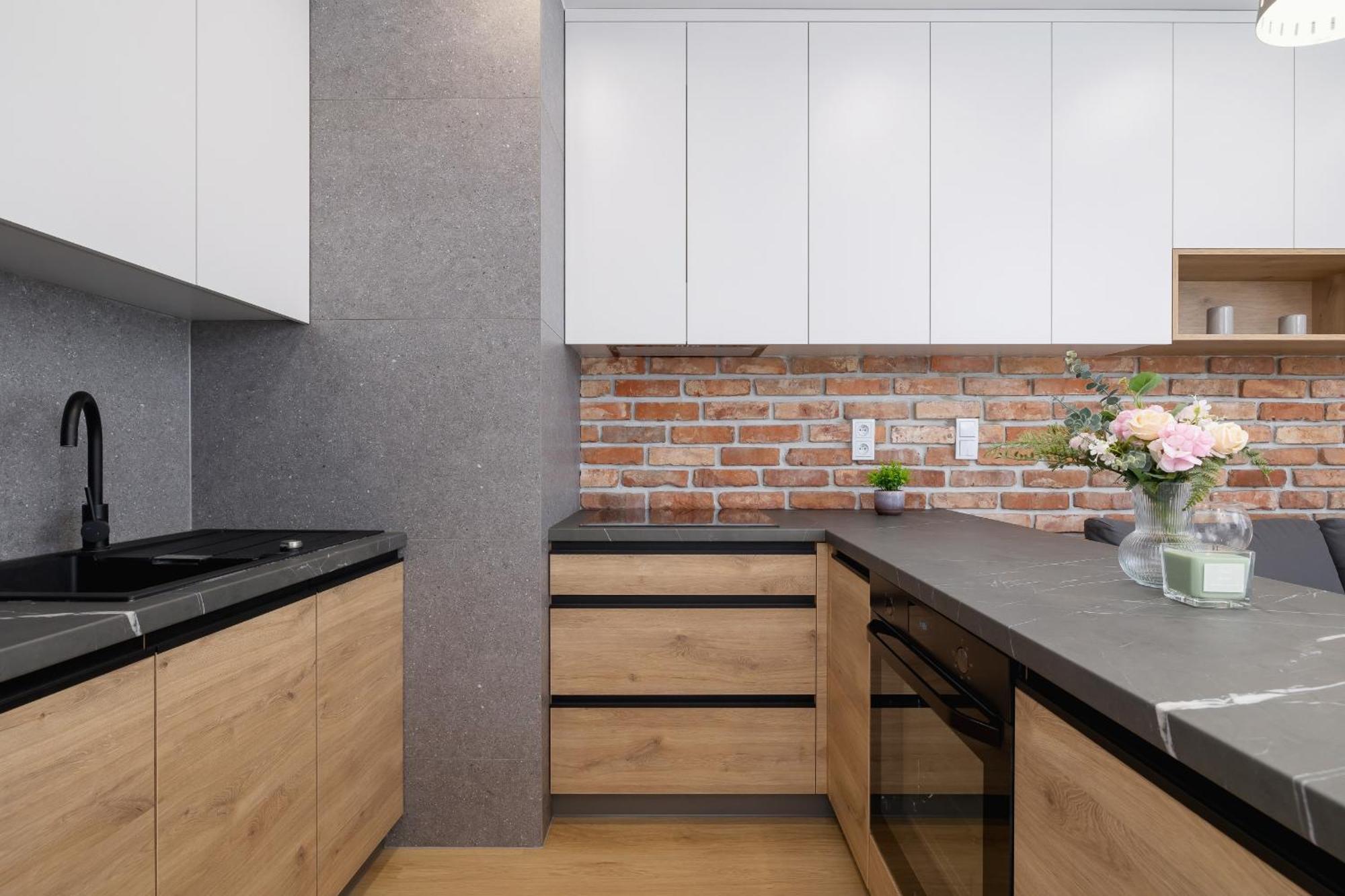 Apartment Mogilska With Parking Near Tauron Arena By Renters Krakow
