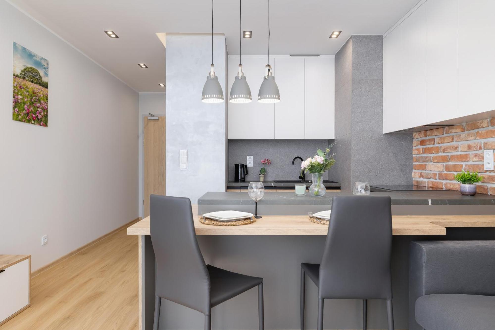 Mogilska With Parking Near Tauron Arena By Renters