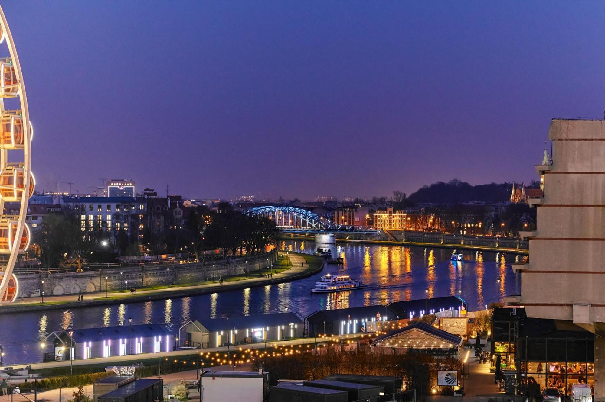 Exclusive On The Vistula River In By Renters Prestige Apartment Krakow