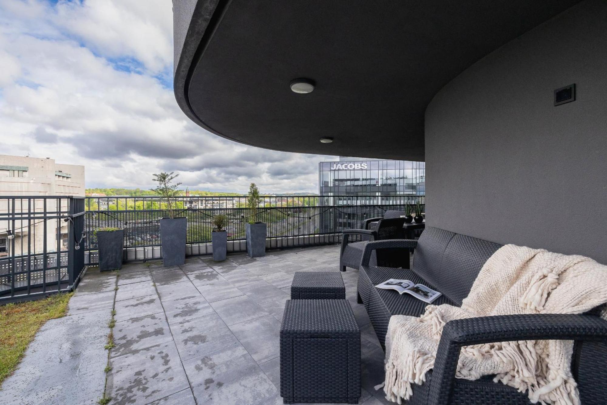 Exclusive On The Vistula River In By Renters Prestige Apartment