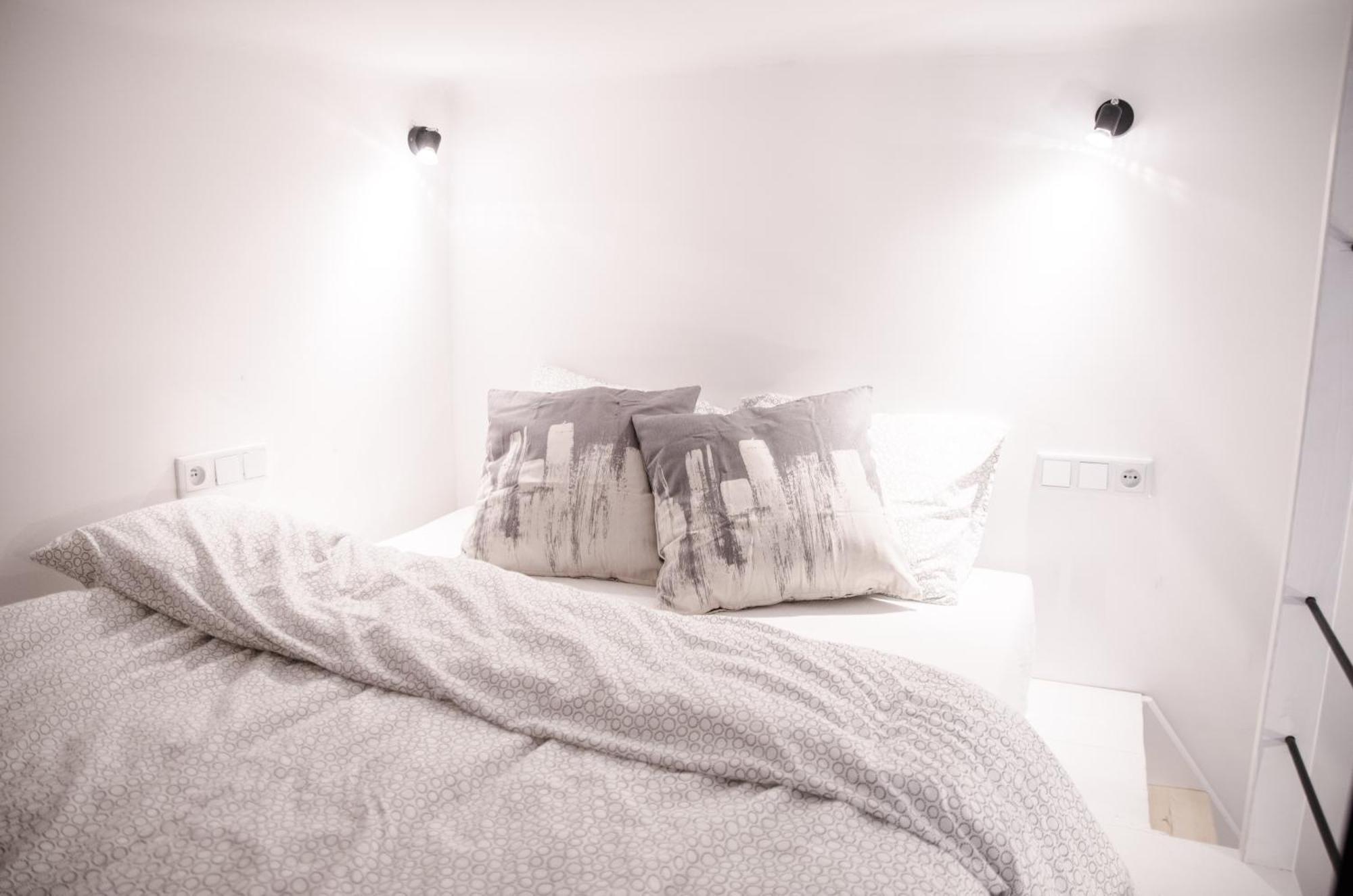 Lion Aparthotel *