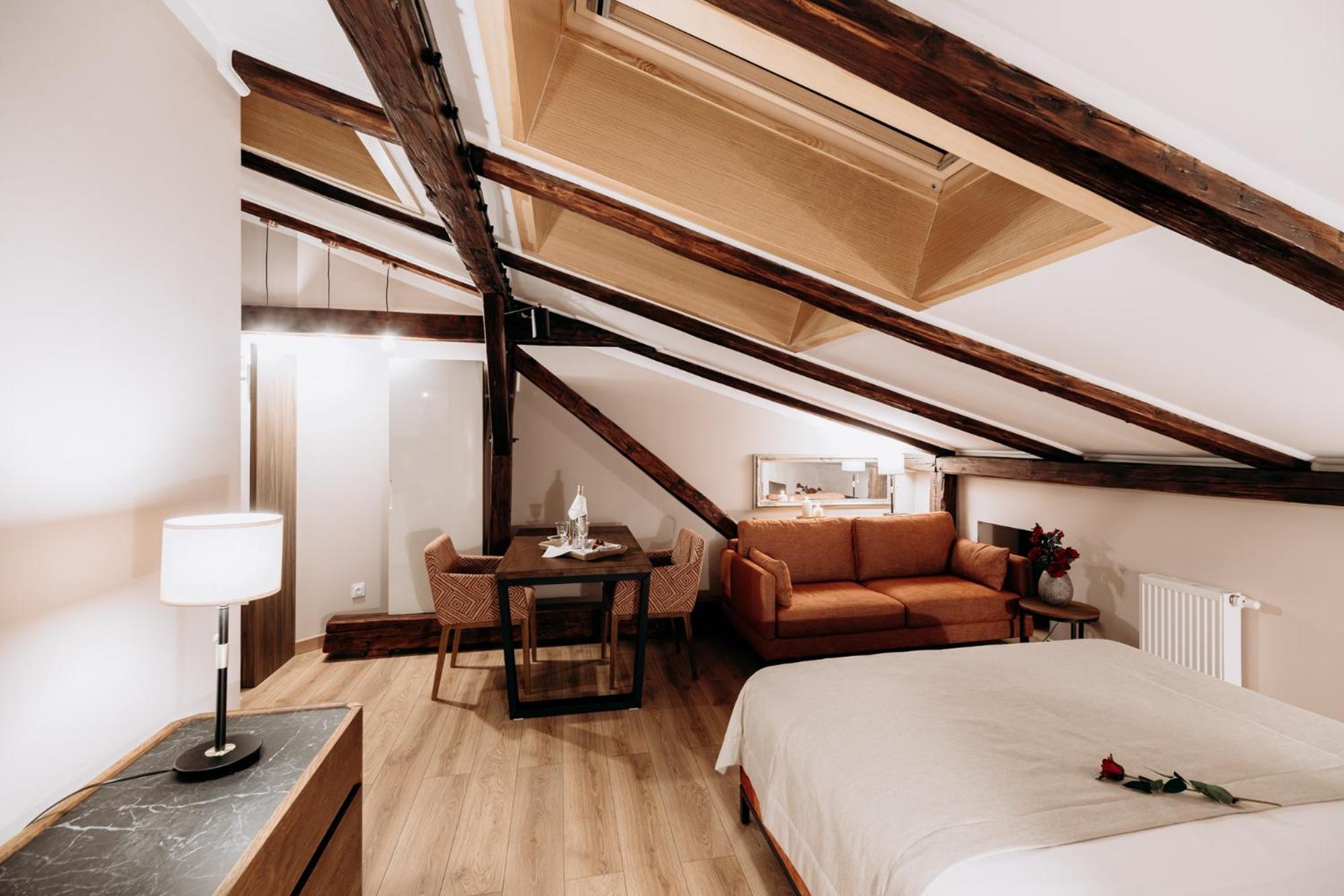 Aparthotel Arianska 16 By Nearto Pl