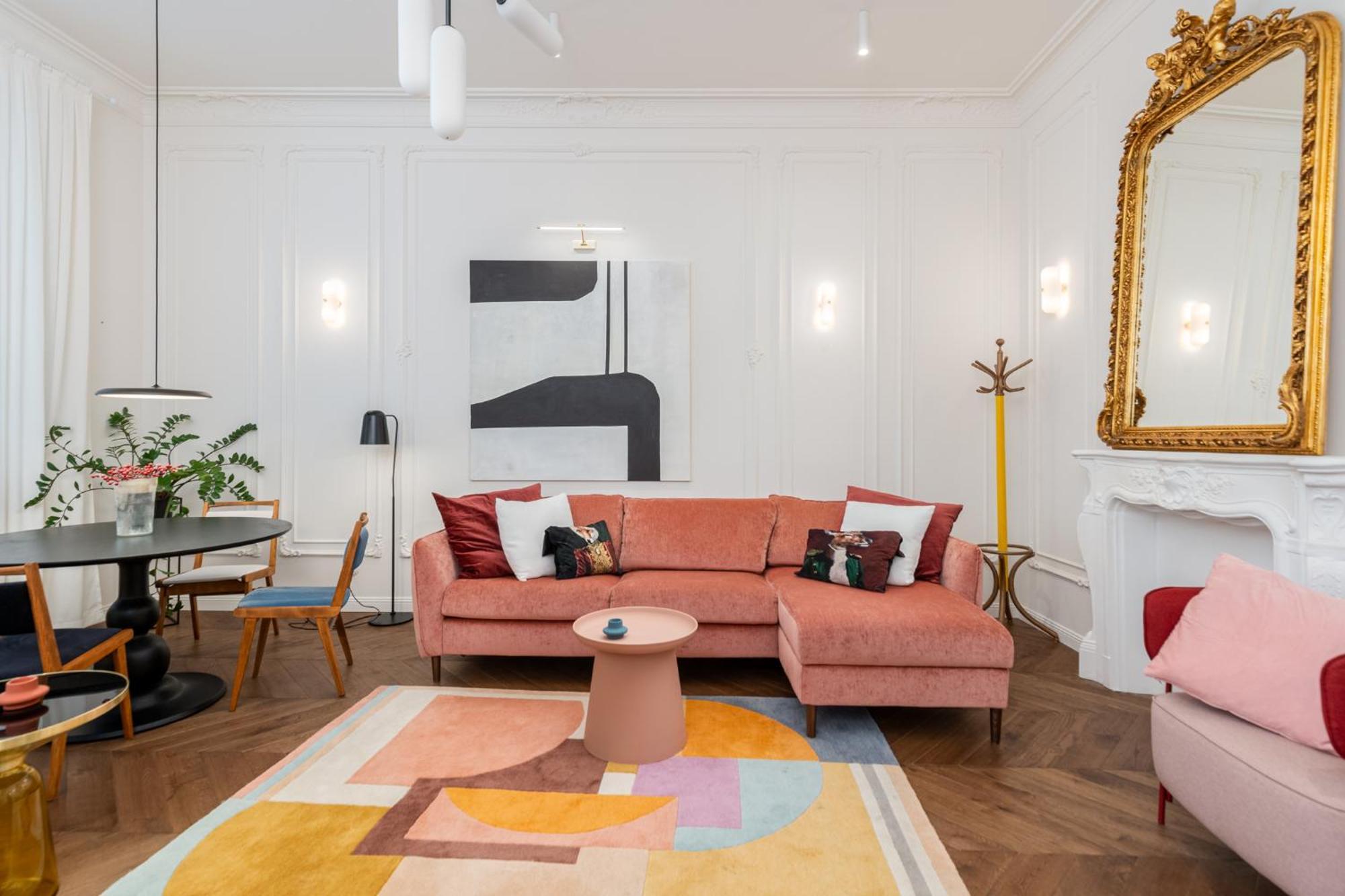 Apartment Estery Colourful Luxury *