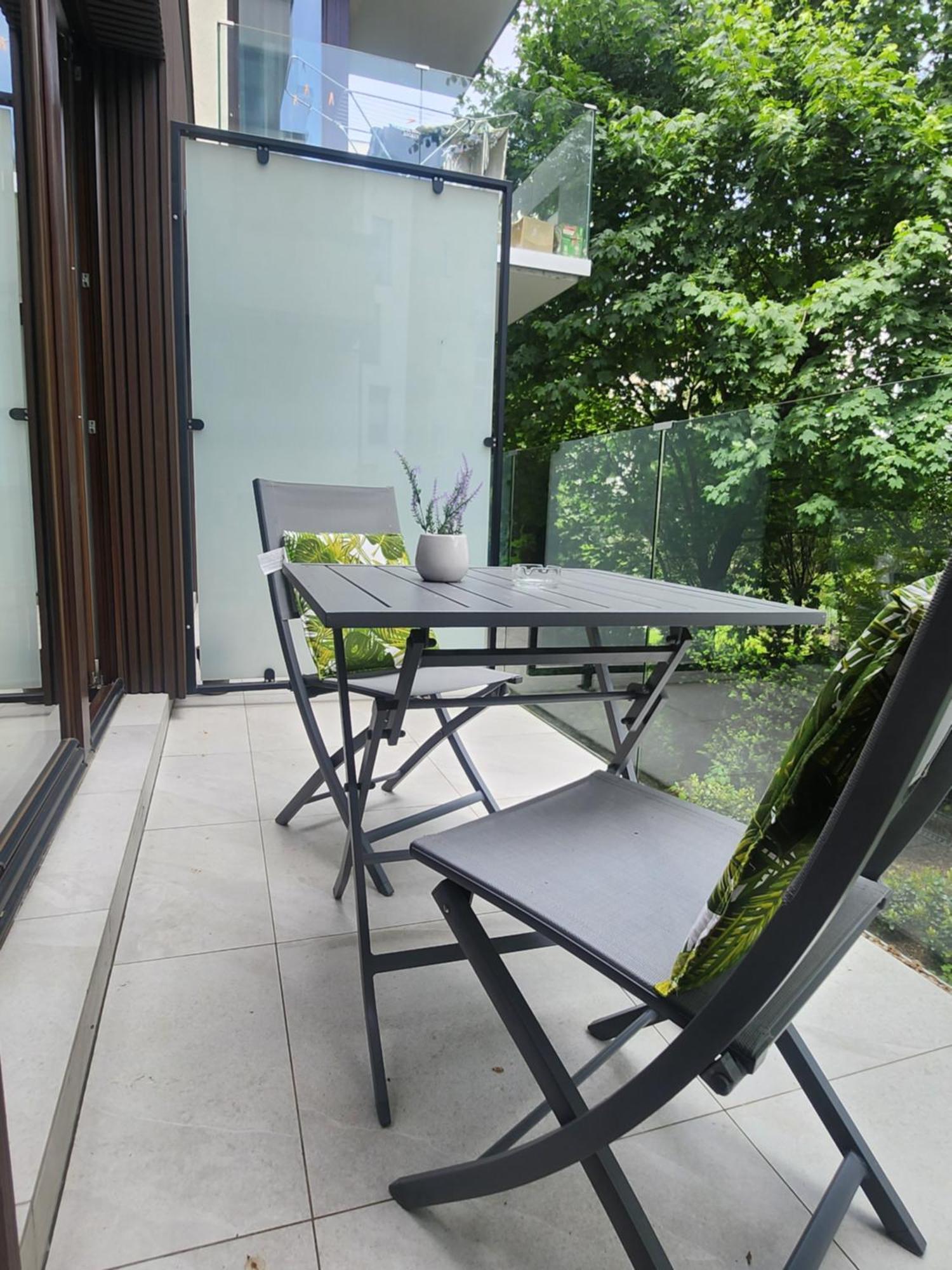 Apartment A Charming Loft In The Heart Of With Free Parking