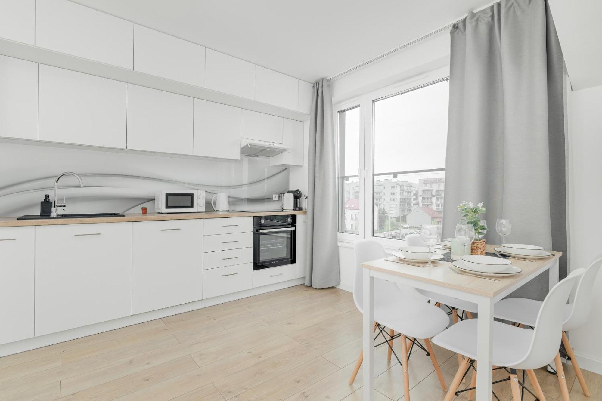 Klimatyzowany Dla 4 Osob W Krakowie By Rent Like Apartament
