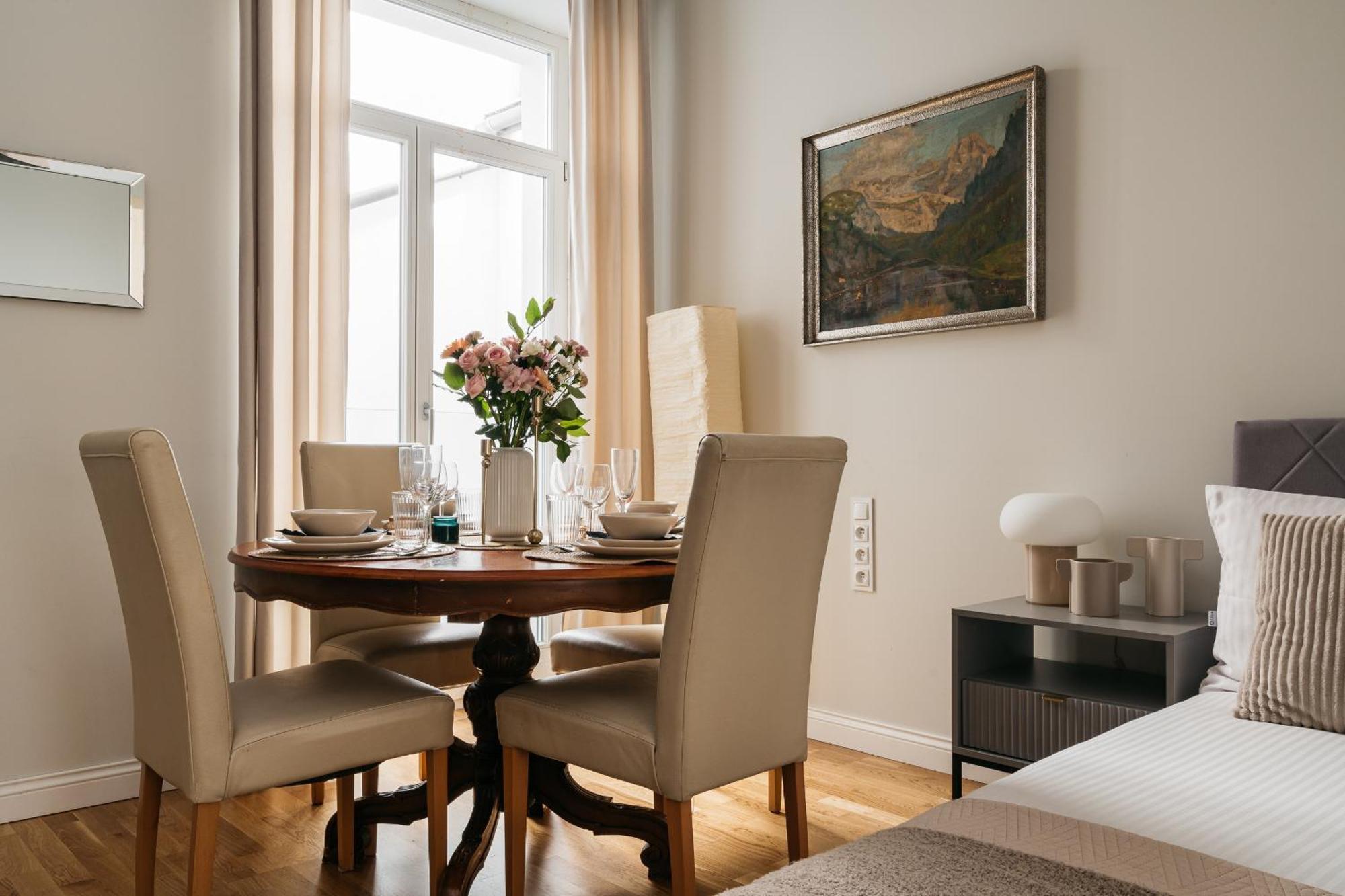 Apartment Art Palace - Loftaffair Collection *
