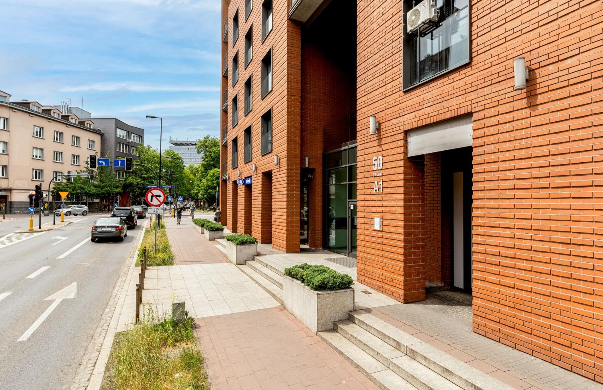Appartement Modern Ii With Free Underground Parking