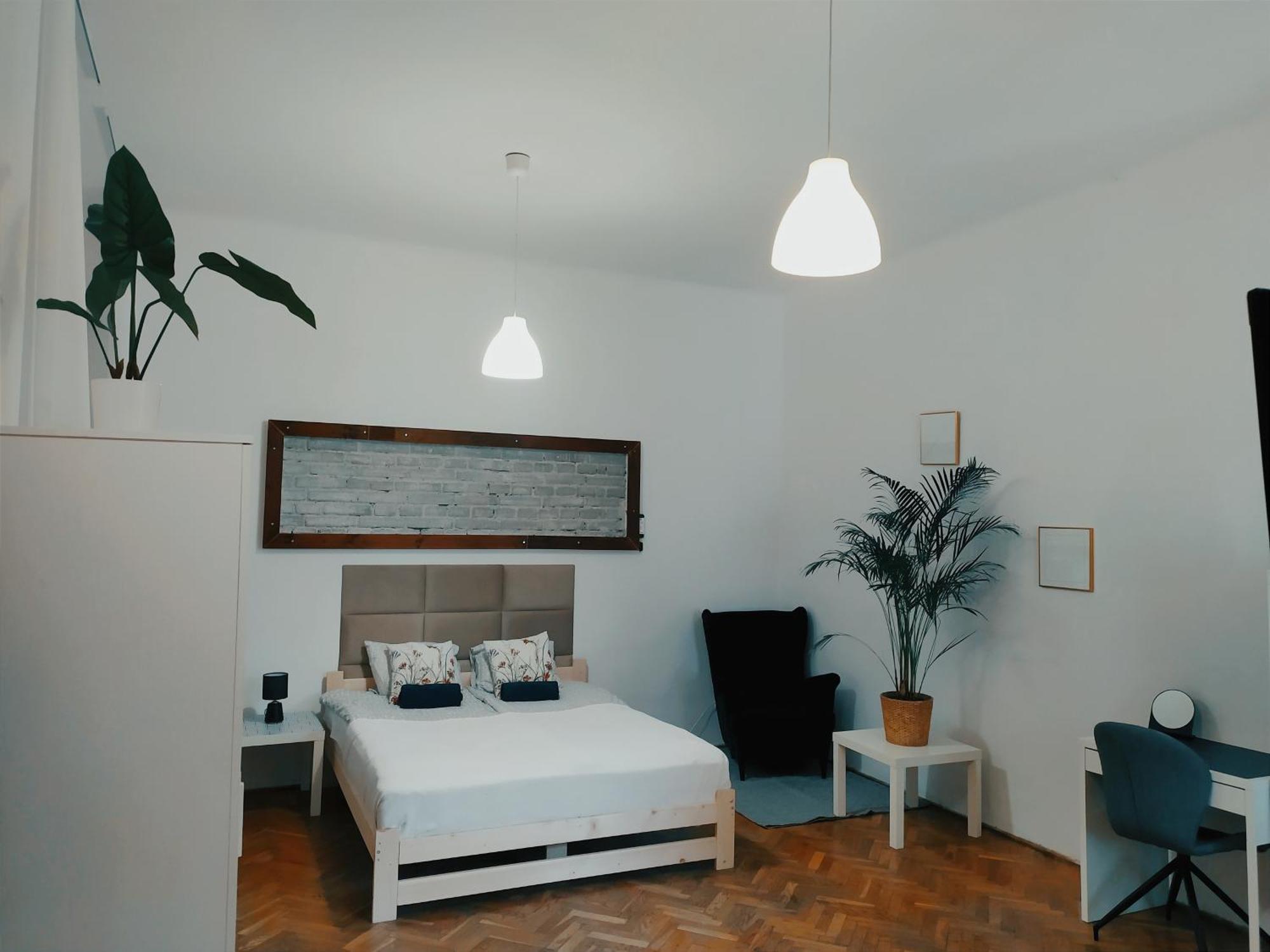 Aparthotel Roller *