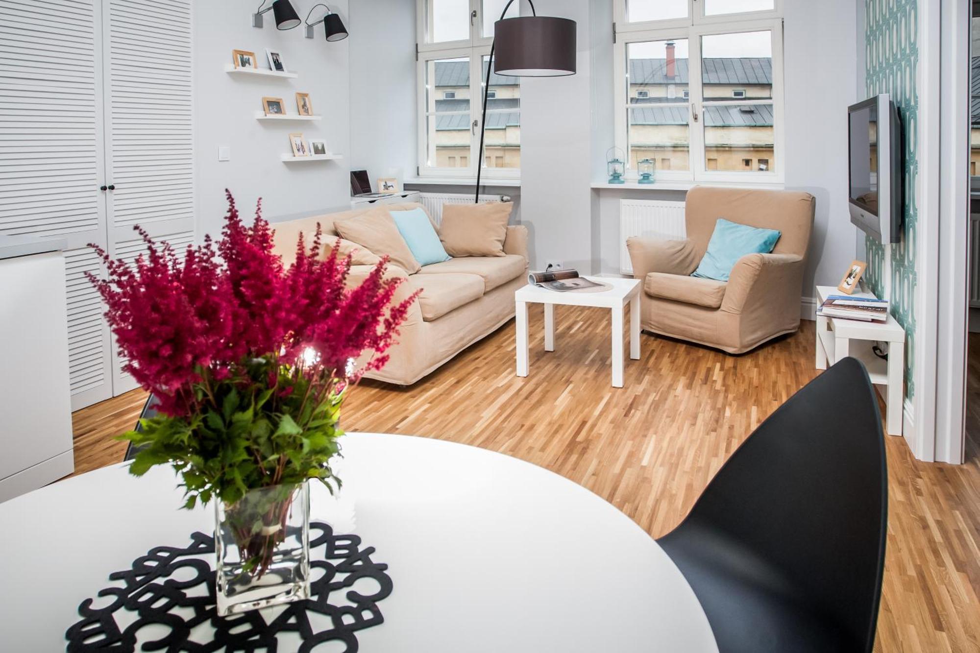 Mint Luxury At The Main Square Apartment