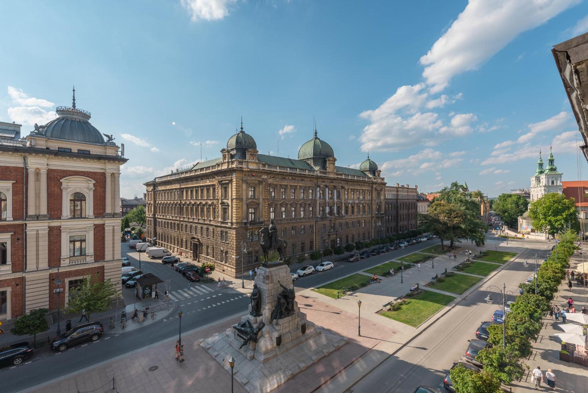 Cracow Old Town Apartment