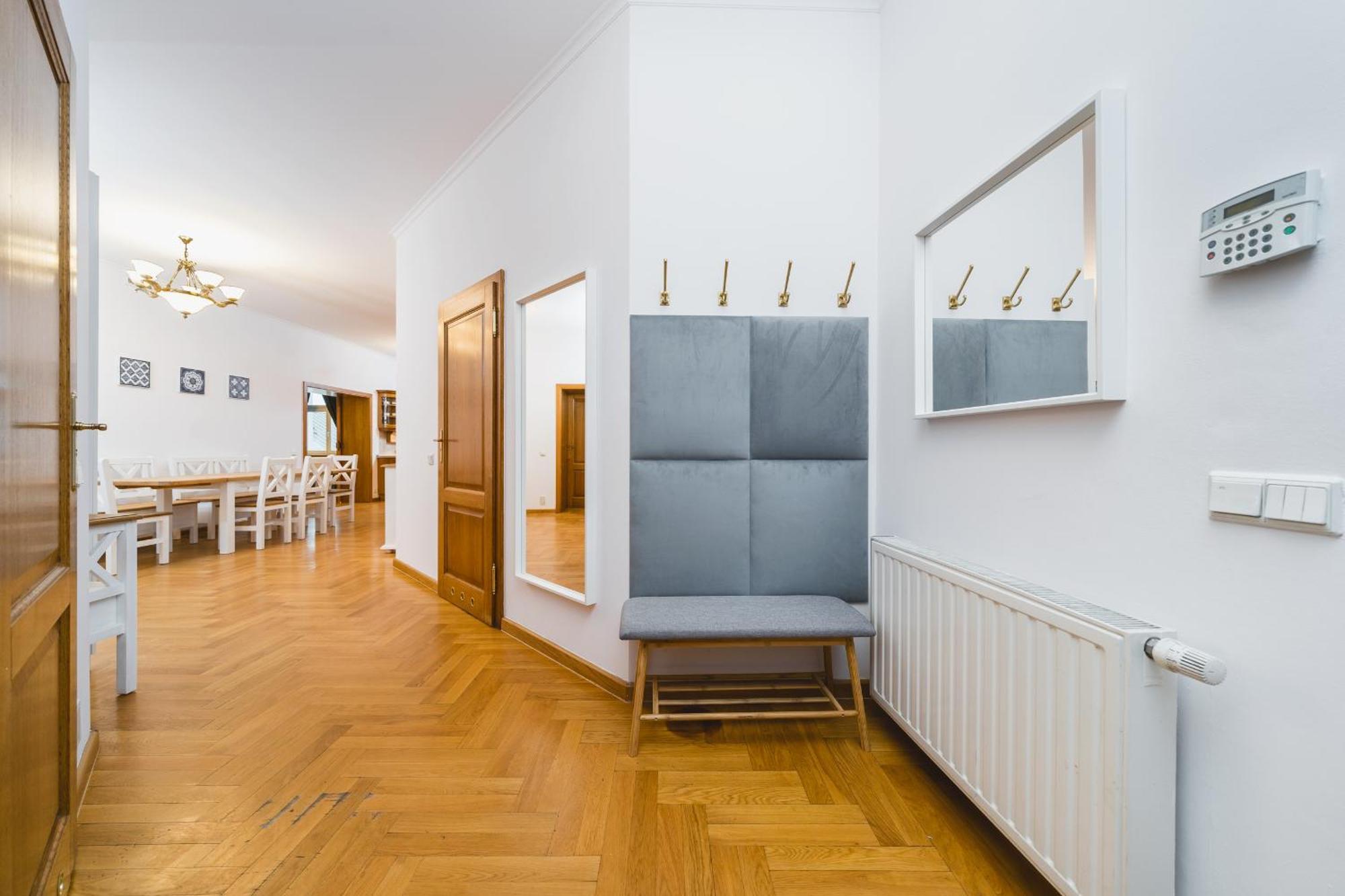 Cracow Old Town Apartment *