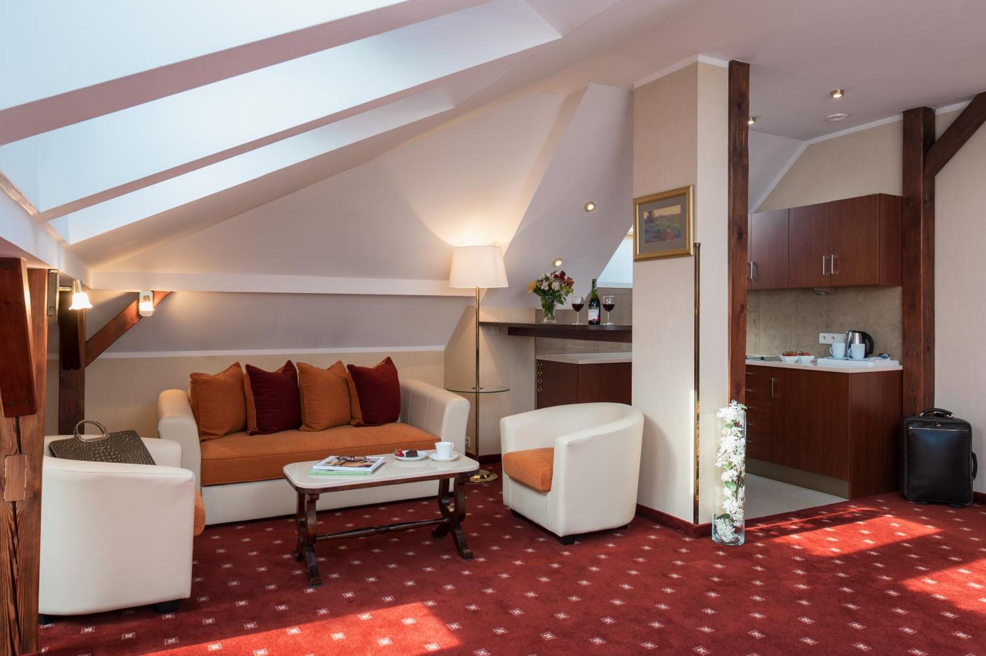 Booking Crown Piast & Spa Hotel 5*