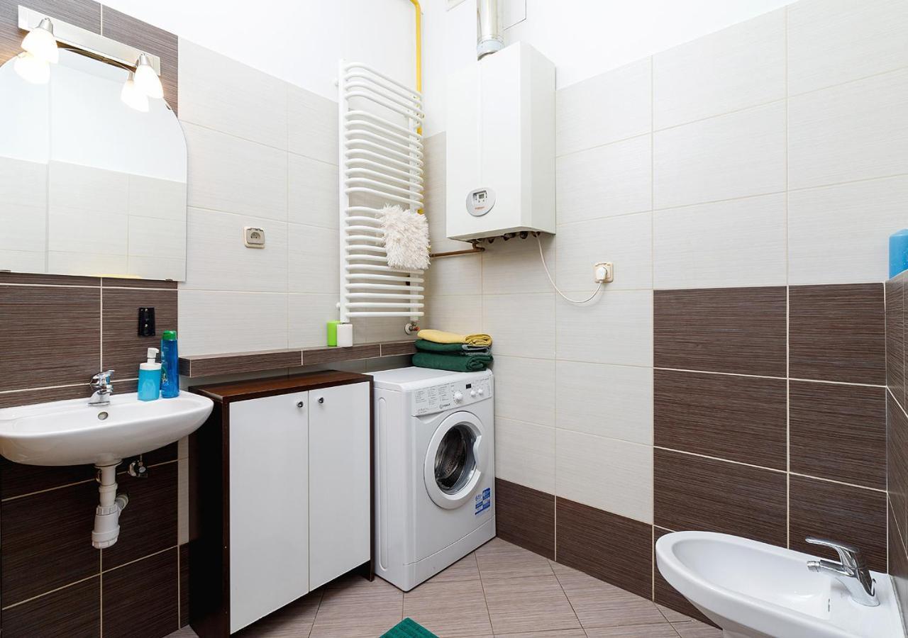 Apartment Around Market Square *