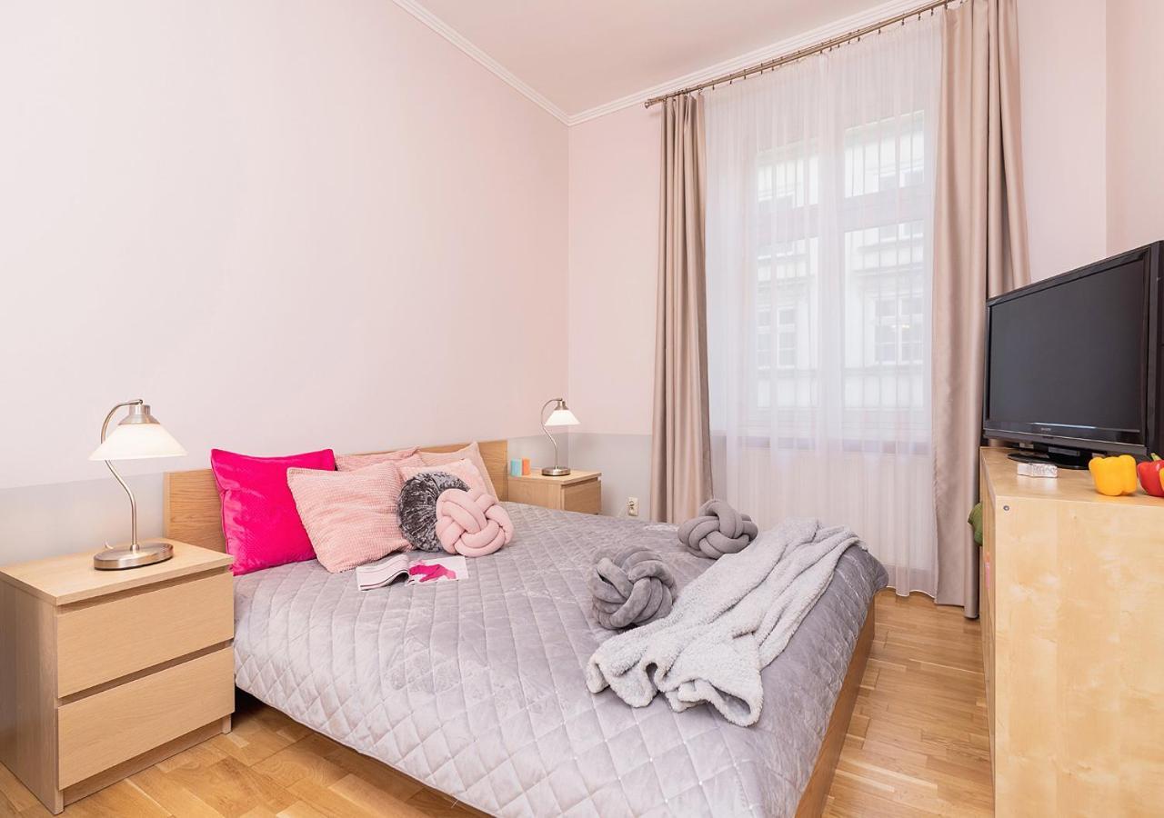 Centre Apartments-old Town