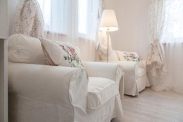 Bed & Breakfast 4 Couples & 4 Friends