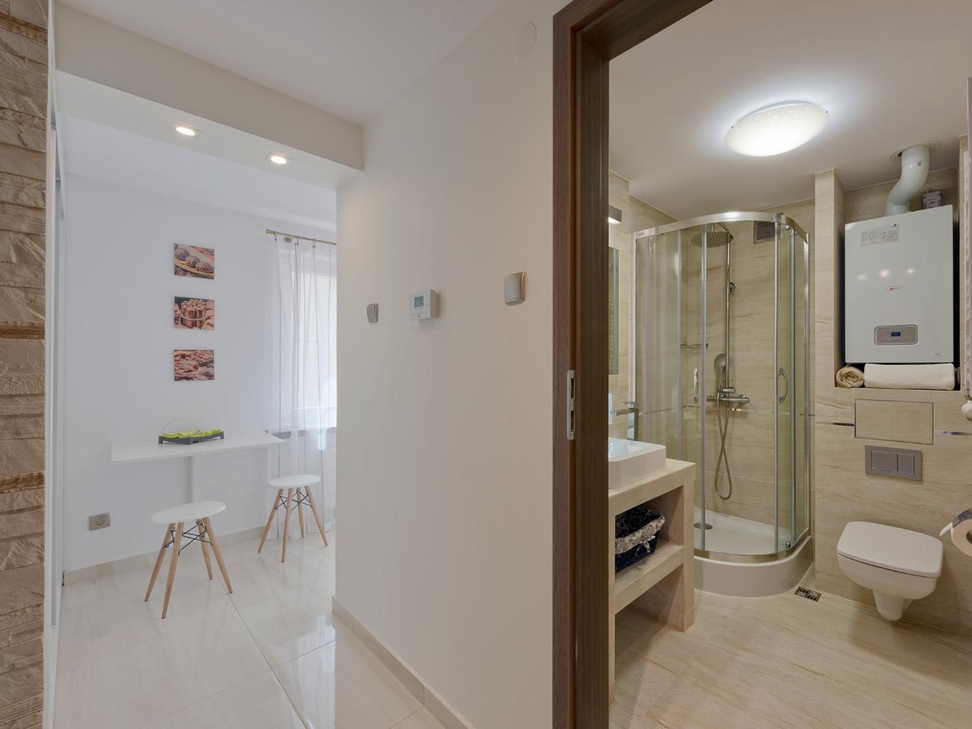 Around Market Square Apartment