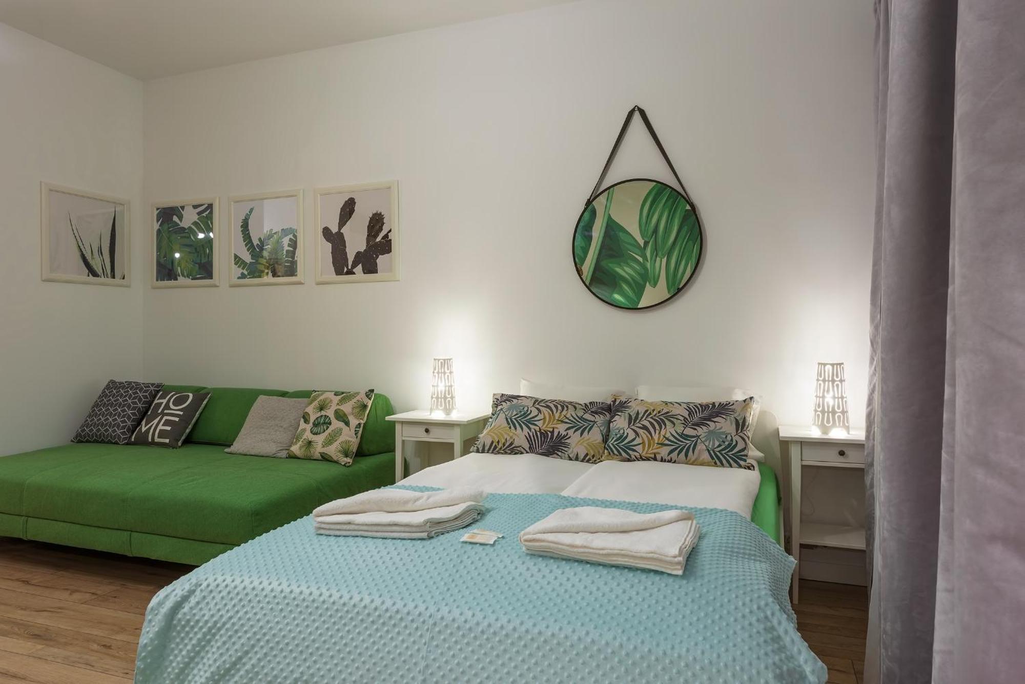 Around Market Square Apartment