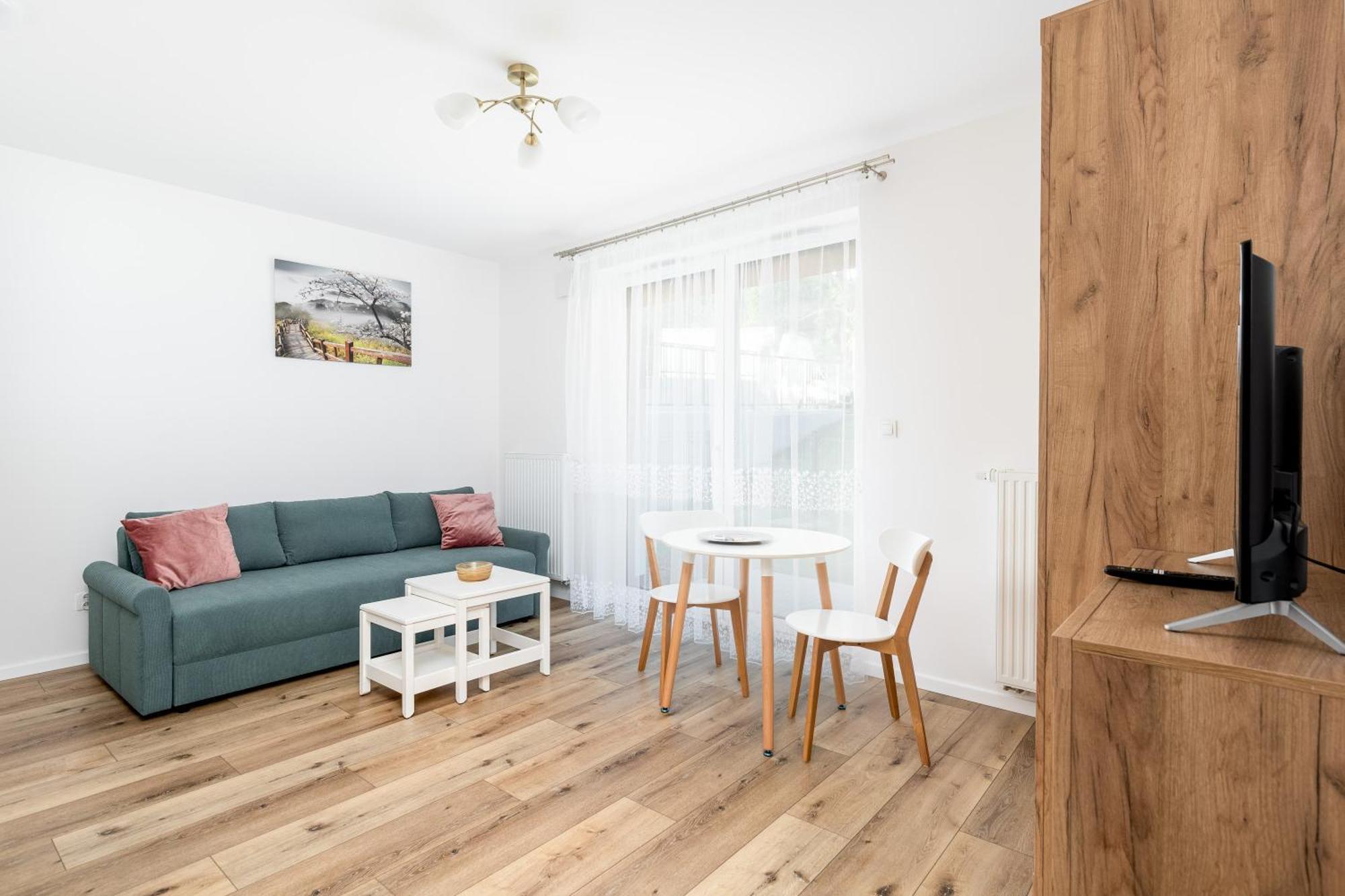 Apartment Czerwone Maki With Garden Krakow