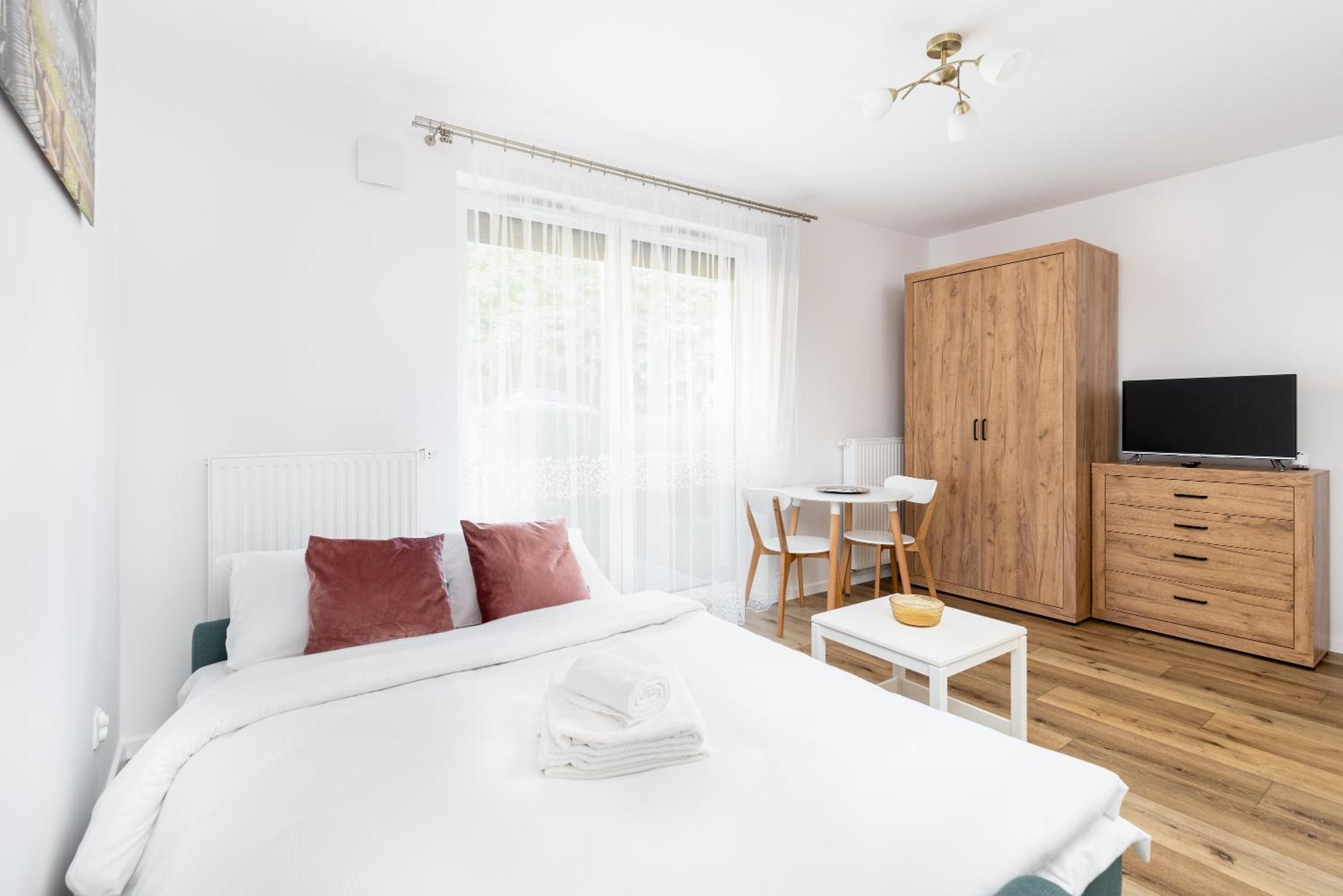 Apartment Czerwone Maki With Garden Krakow
