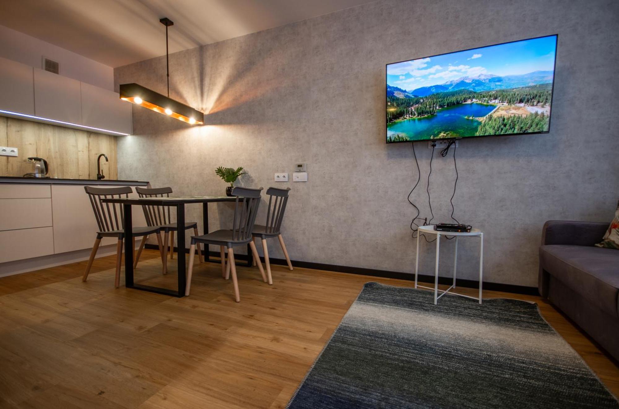 Inpoint G15 Near Old Town & Kazimierz District & Parking Option Aparthotel Krakau