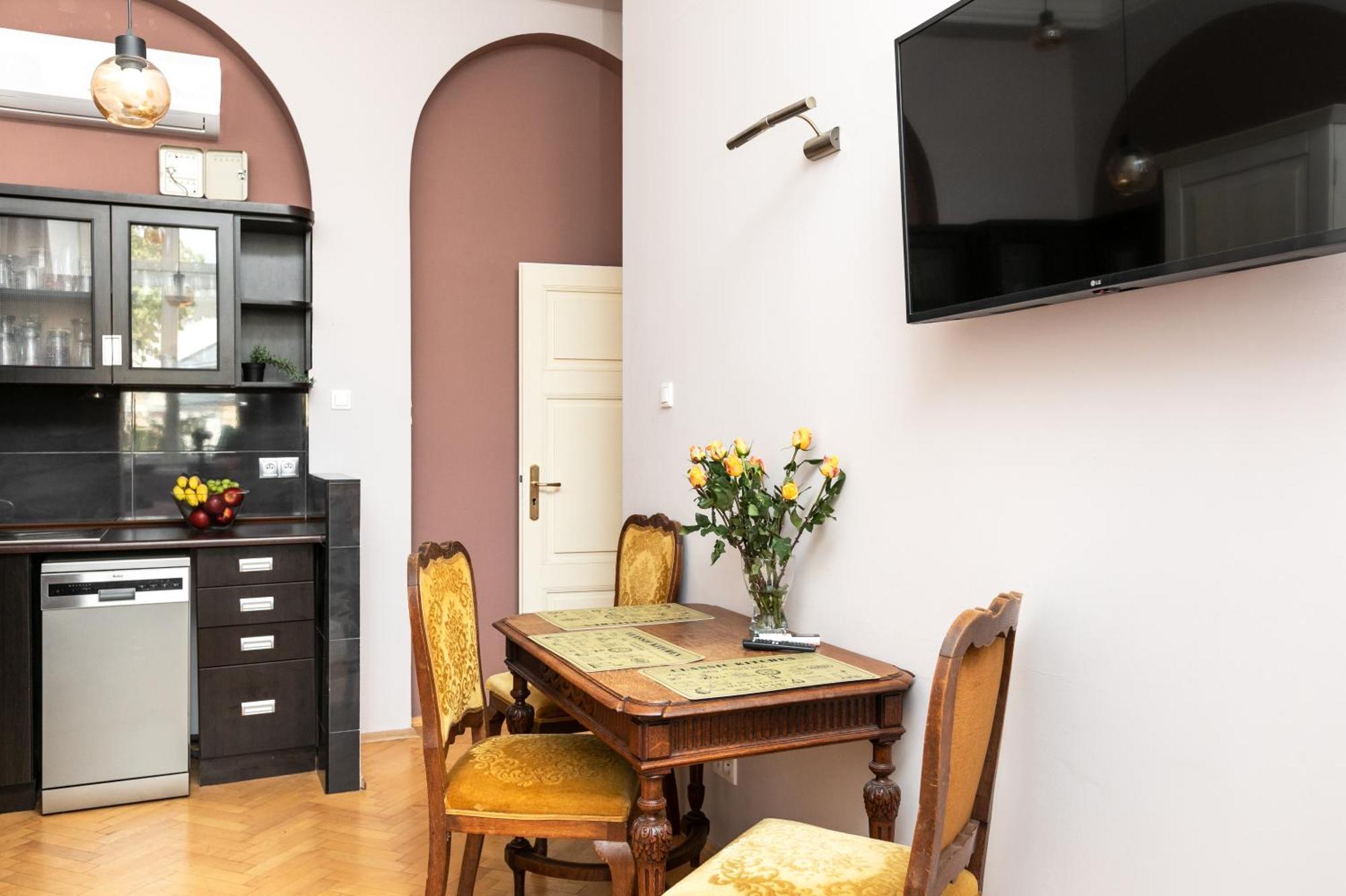 Otium Old Town Boutique *