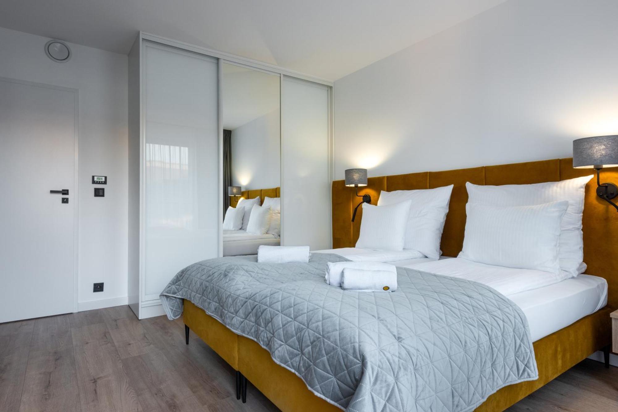 Inpoint Drive - Stay&park Free Aparthotel Krakau